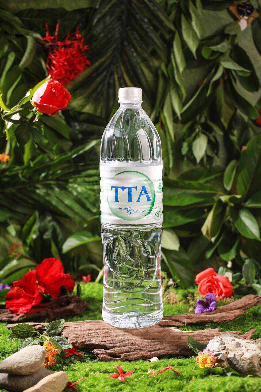 combo 2 Nước uống TTA chai (1,5 lít) - Nước A, nước muối điện phân, nước tiệt trùng Anolyte