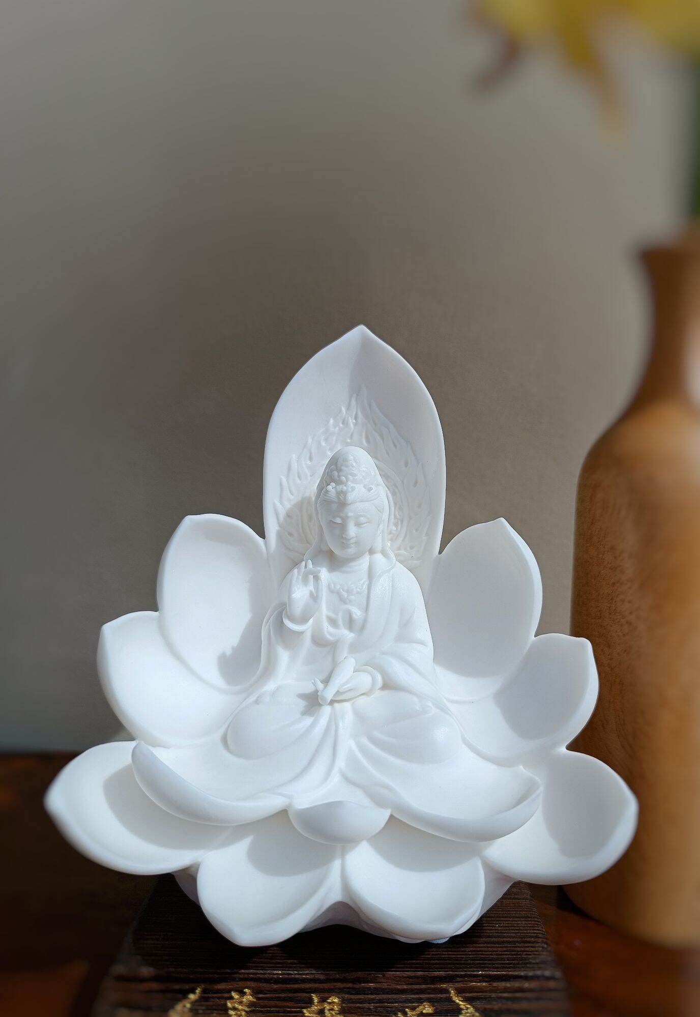 Tượng Phật trang trí phòng khách, phòng thờ nhỏ