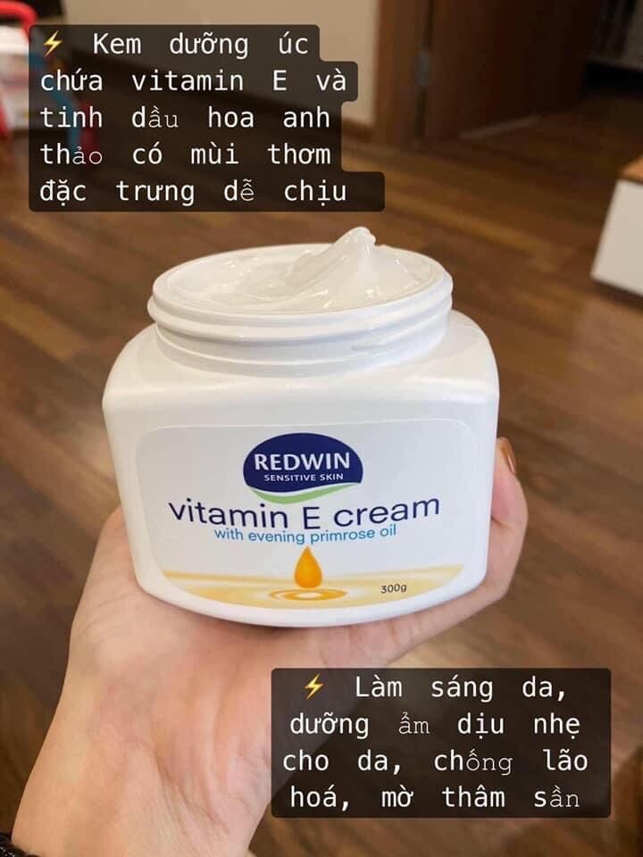 Kem Dưỡng Ẩm Vitamin E Redwin Mềm Mịn Da 300g