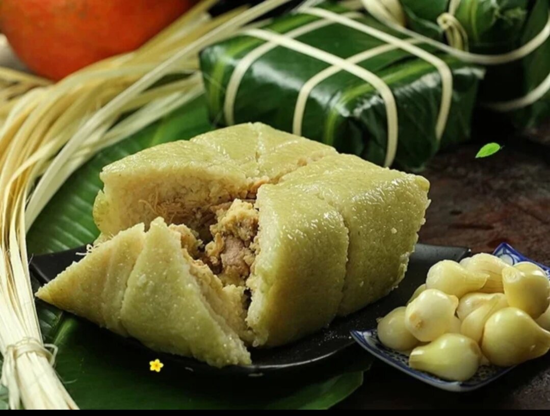 3 cái bánh chưng lớn MẶN cô tư đặc sản bình định(1 cai 400gram)
