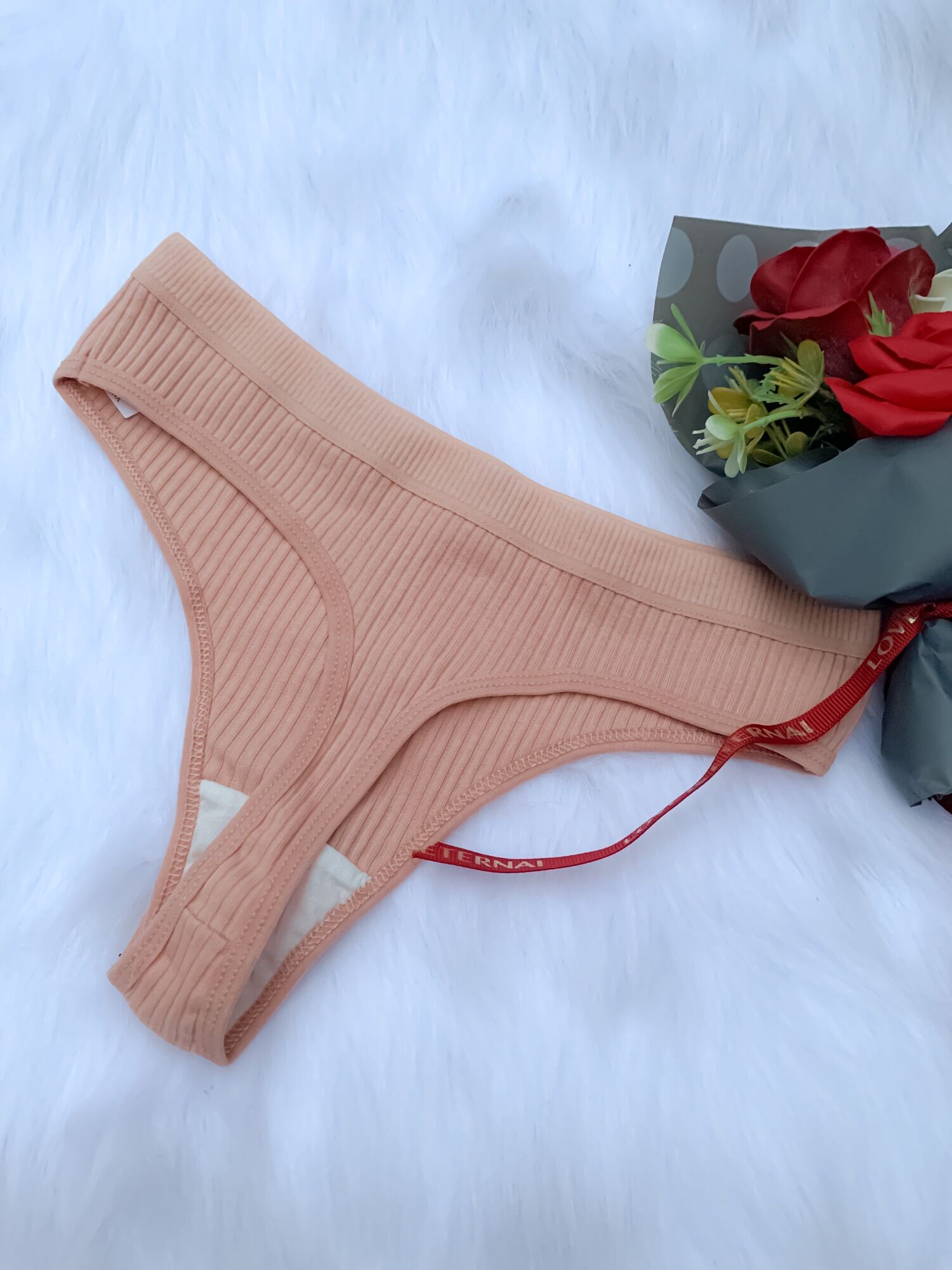 QUẦN COTTON LỌT KHE