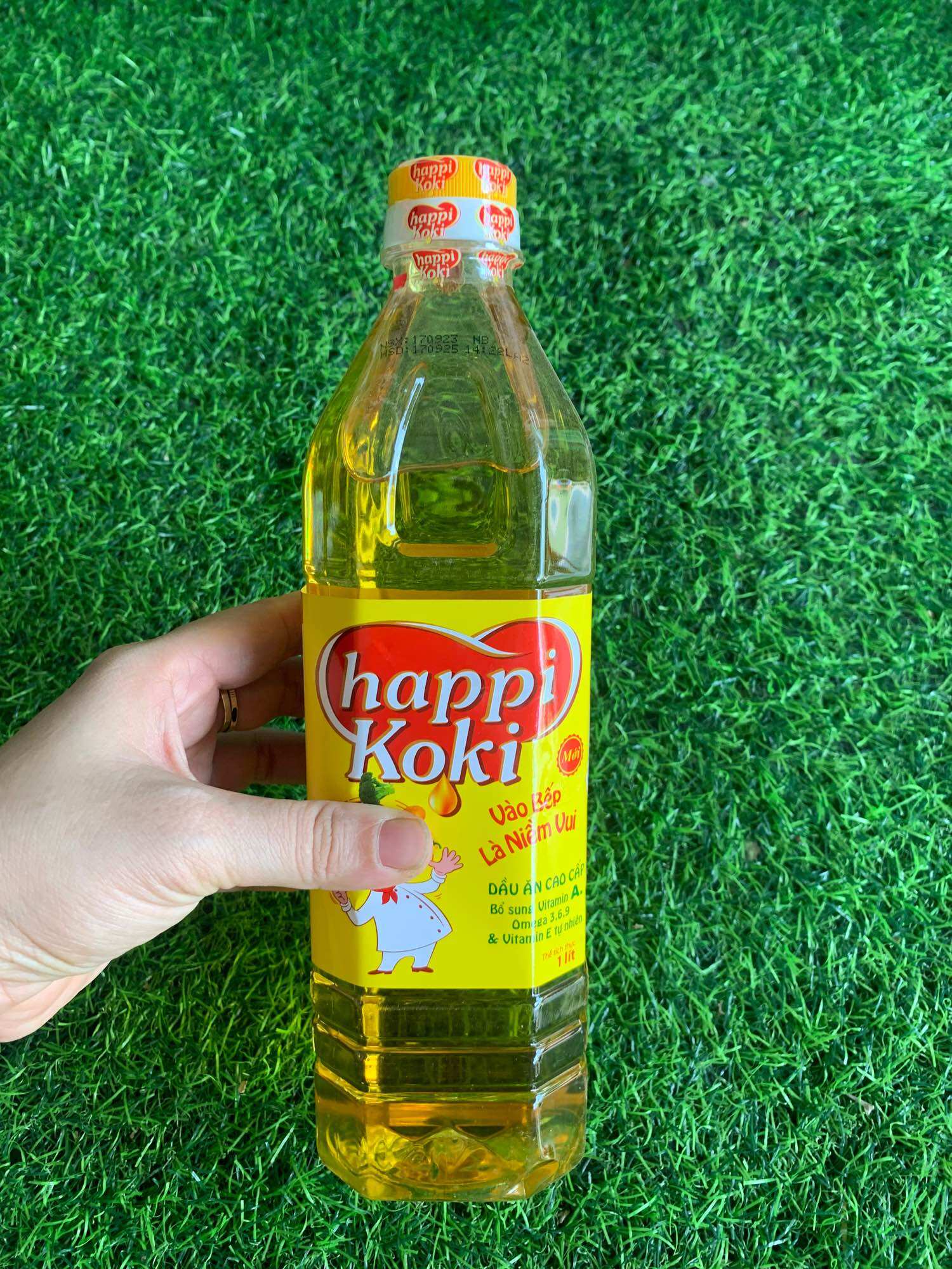 Dầu ăn Happy Koki chai 1lit