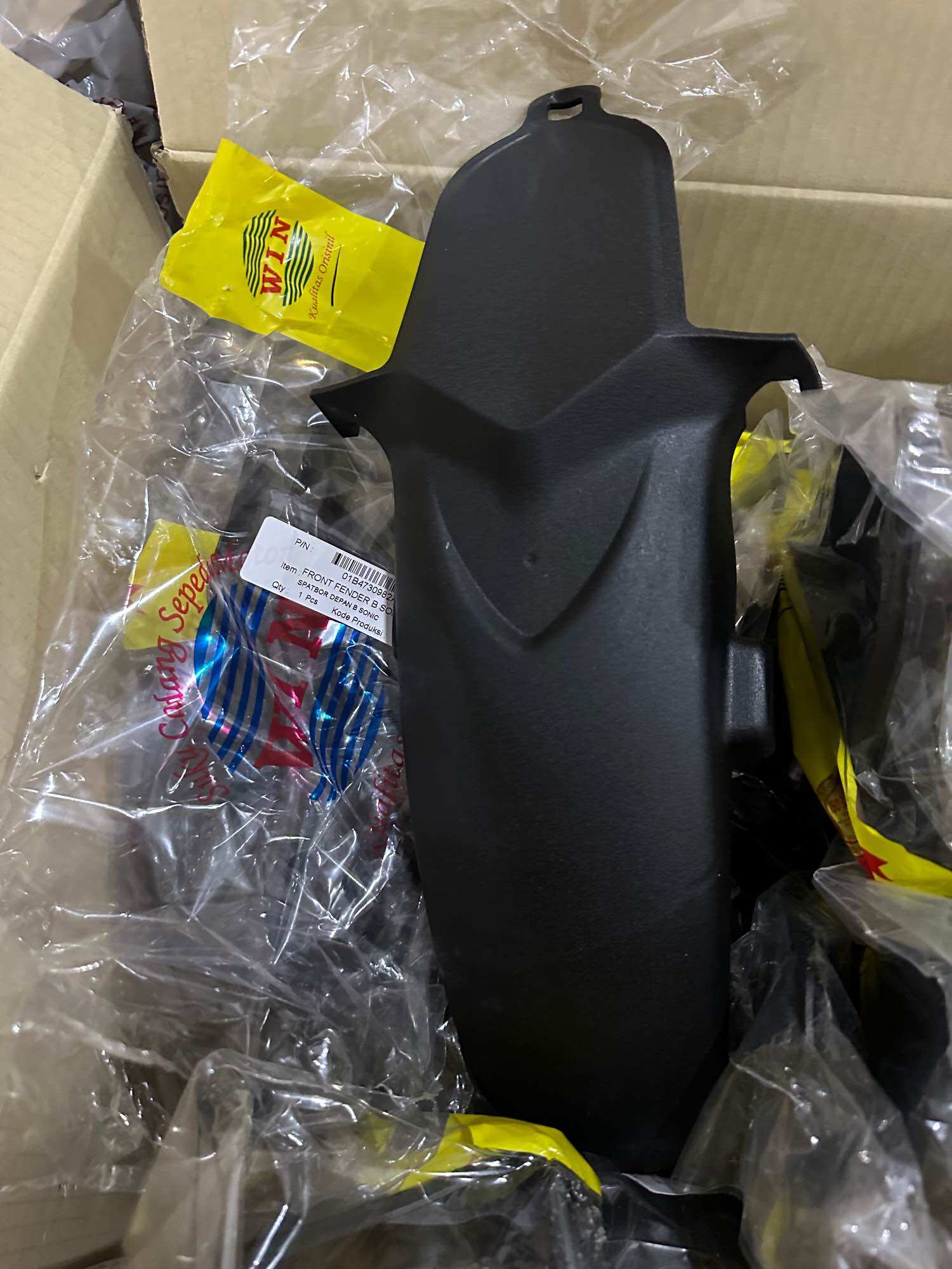 dè trước sonic 150r hiệu win