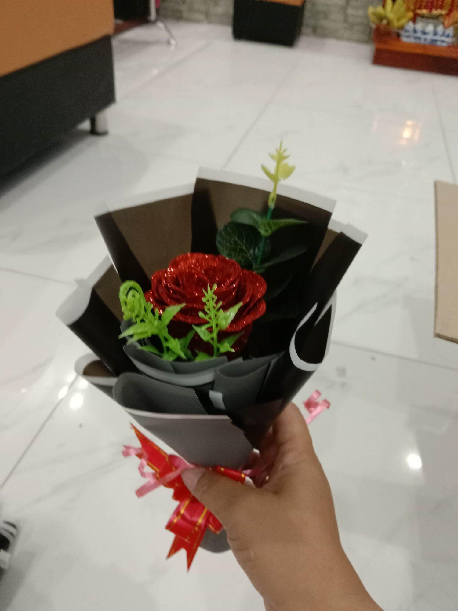 Hoa nhủ 1 bông sét 1 bó 25k,5 bó 110k, 10 bó 200k