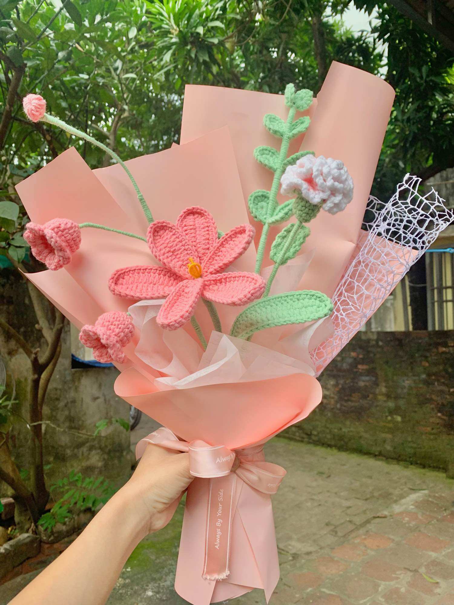 Bó hoa len handmade