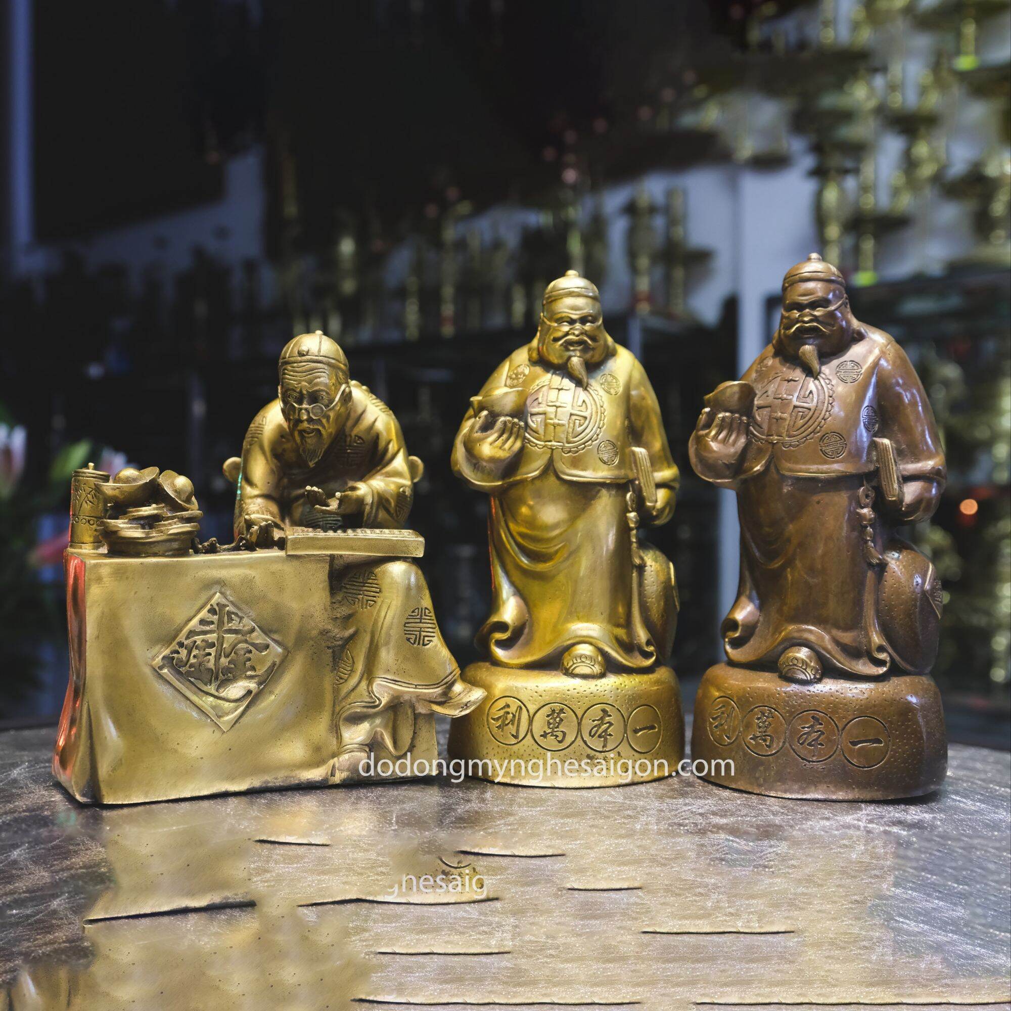 Tượng Ông Quản Gia, Quản Tài - ý nghĩa phong thủy quản lý tiền tài, tăng vận khí cho gia chủ