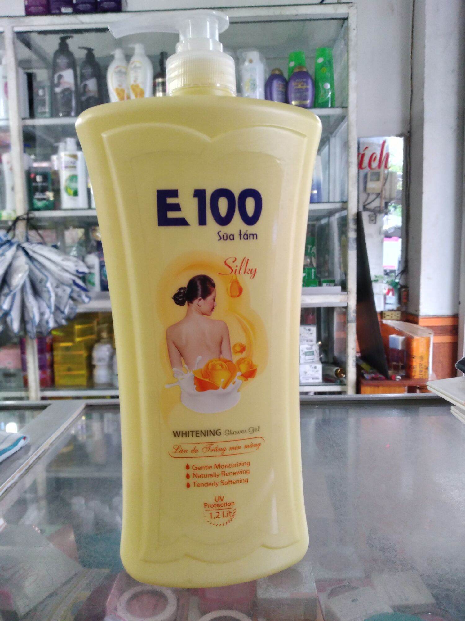 Sữa tắm e100 màu vàng trắng mịn 1200ml