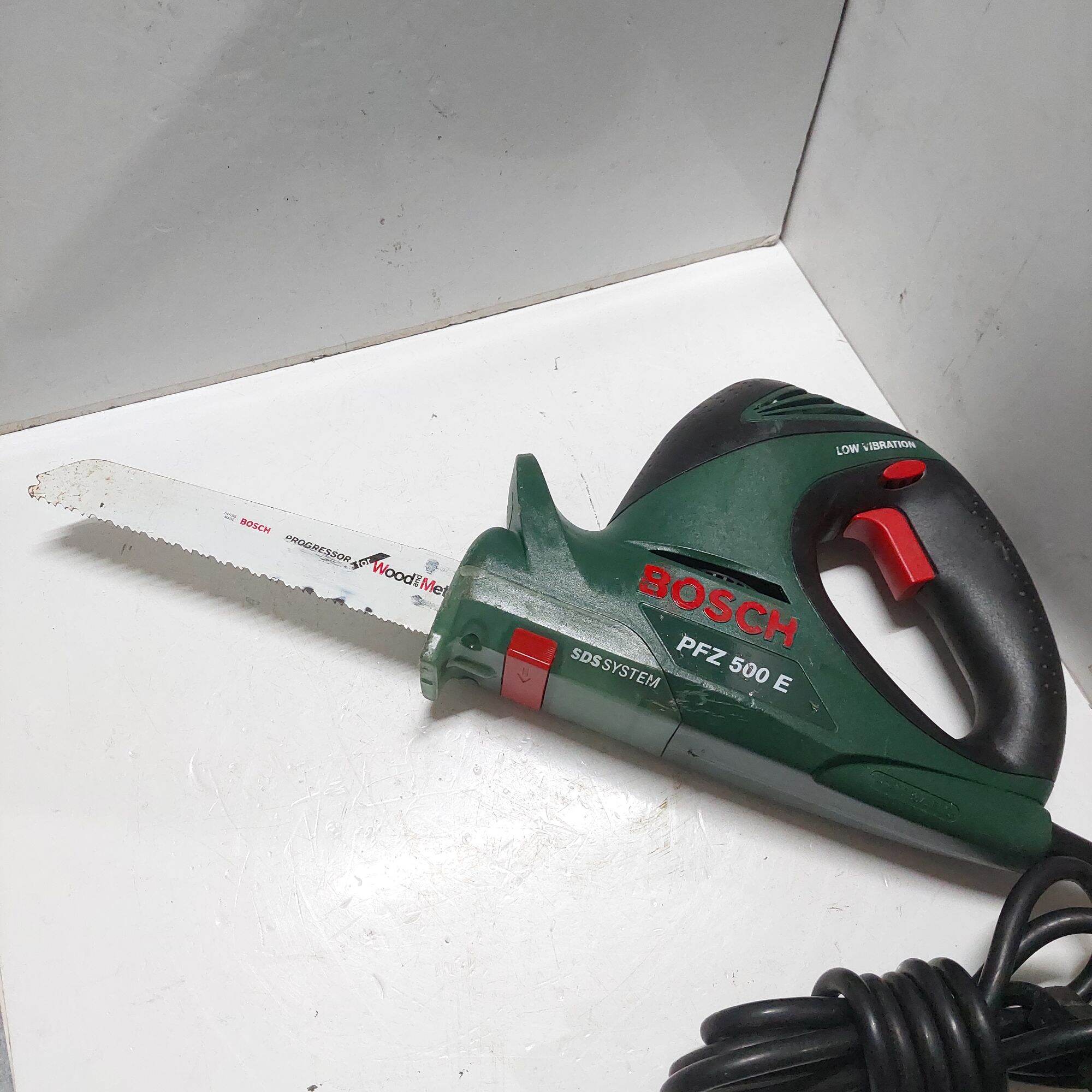 Máy cưa kiếm bosch 500w điện 100v