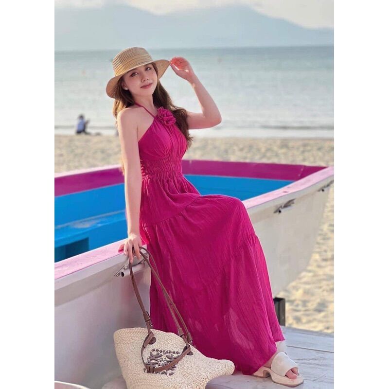 Đầm maxi cổ yếm bo eo phối hoa cổ siêu đẹp thanh lịch - M22