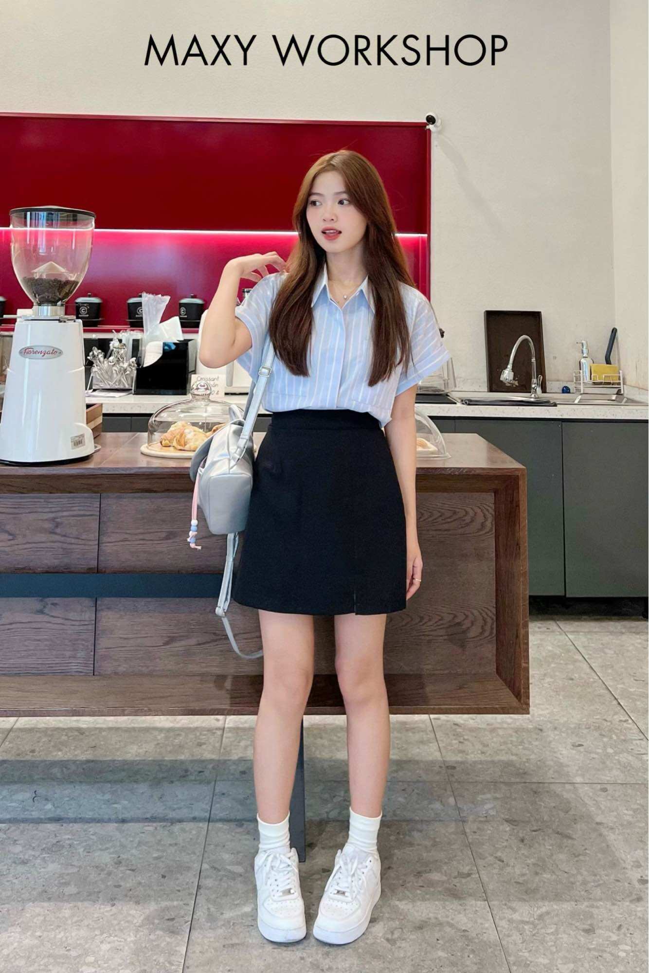 Quần váy xẻ tà phía trước Split Skirt Maxy Workshop