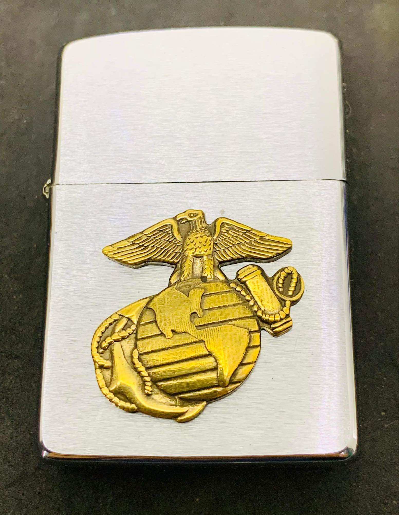 Emblem Dán Zippo