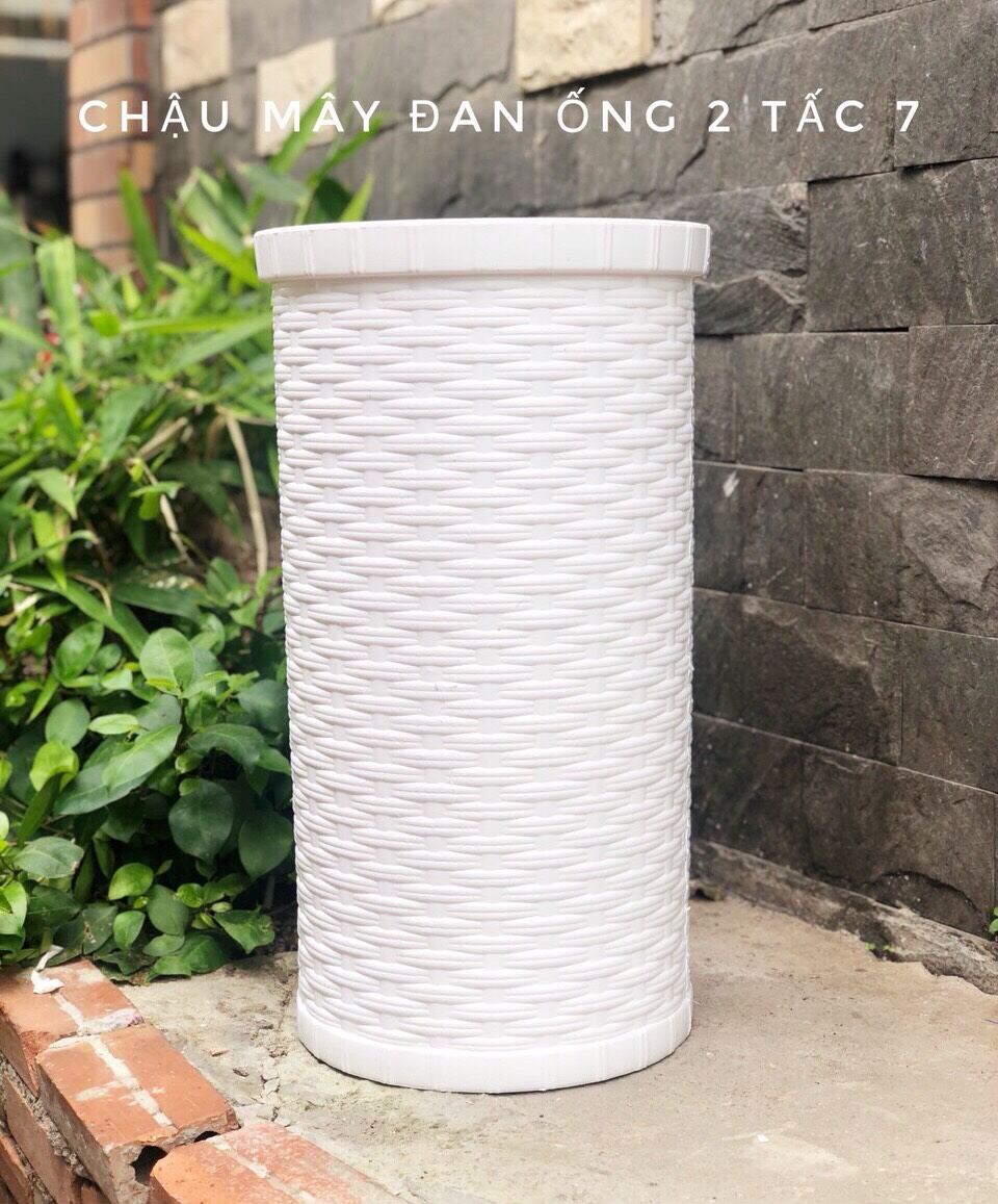 Chậu nhựa hình ống giả đan mây cao 50cm trồng hoa kiểng hoặc cắm hoa trang trí nội ngoại thất.