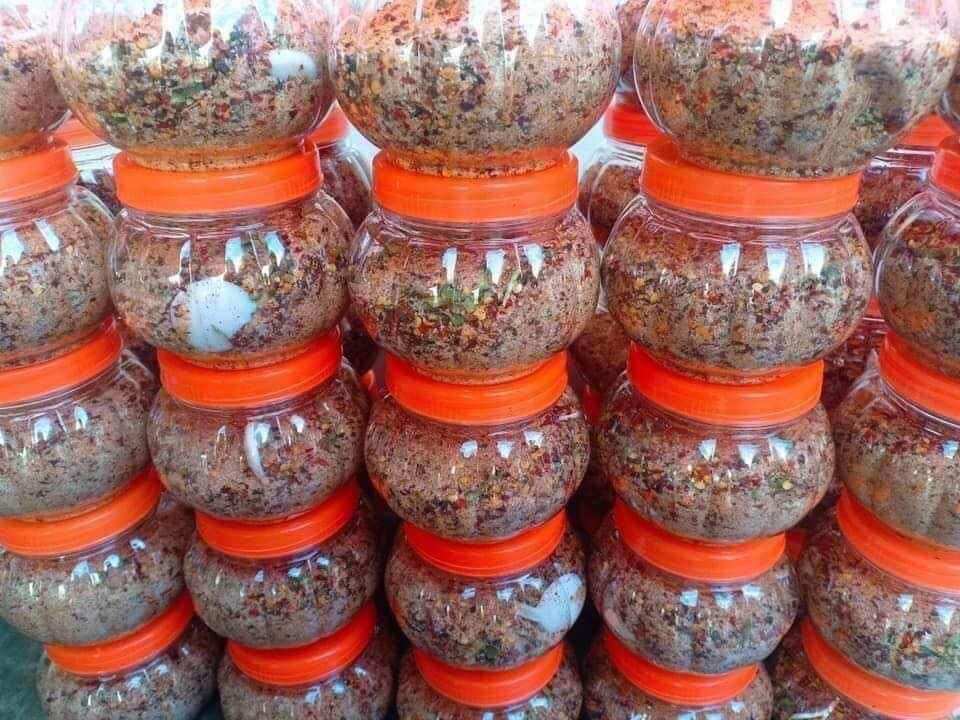 2 lọ chẩm chéo tây bắc