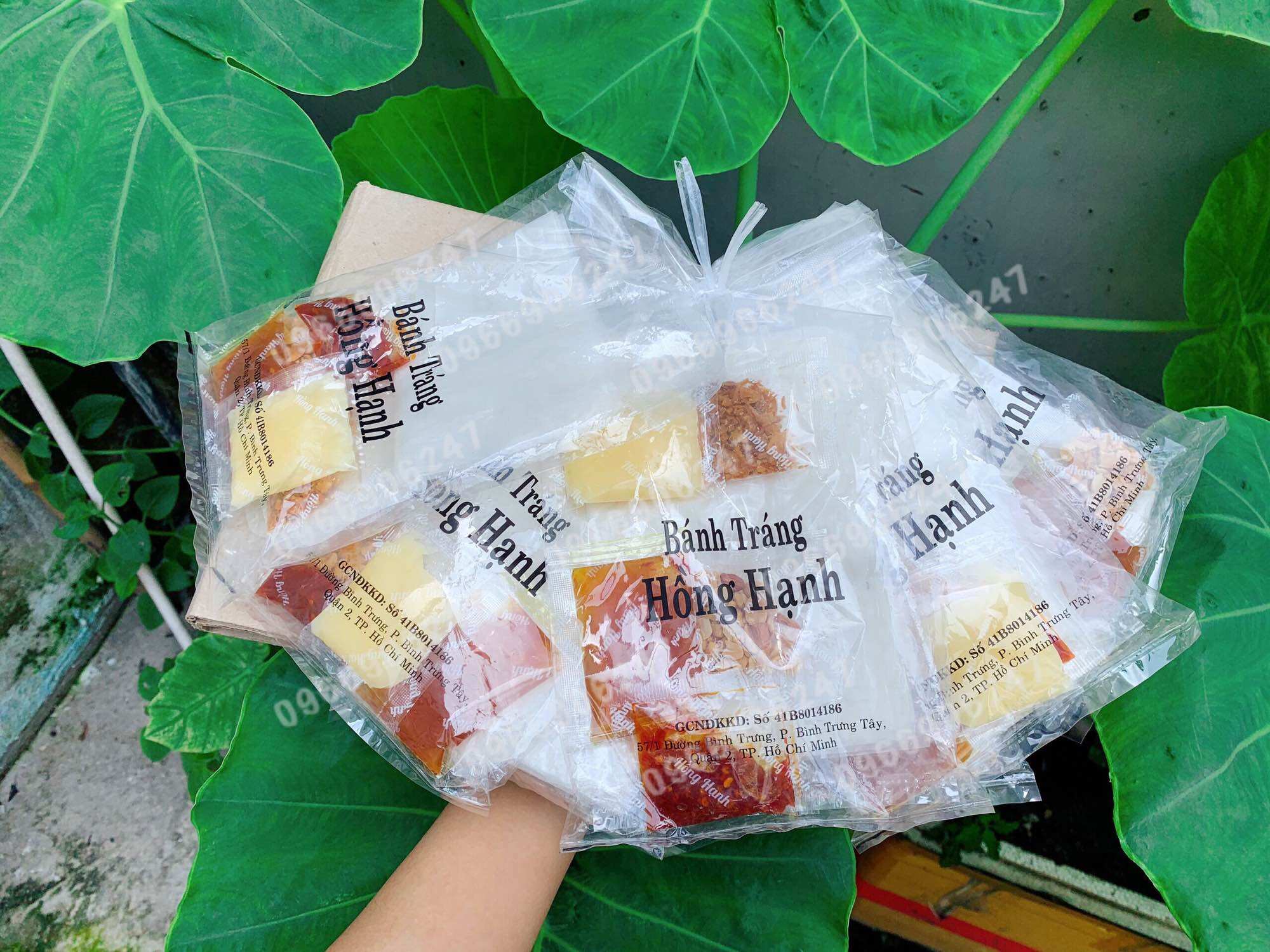 Bánh tráng me bơ sốt sate Hồng Hạnh siêu ngon