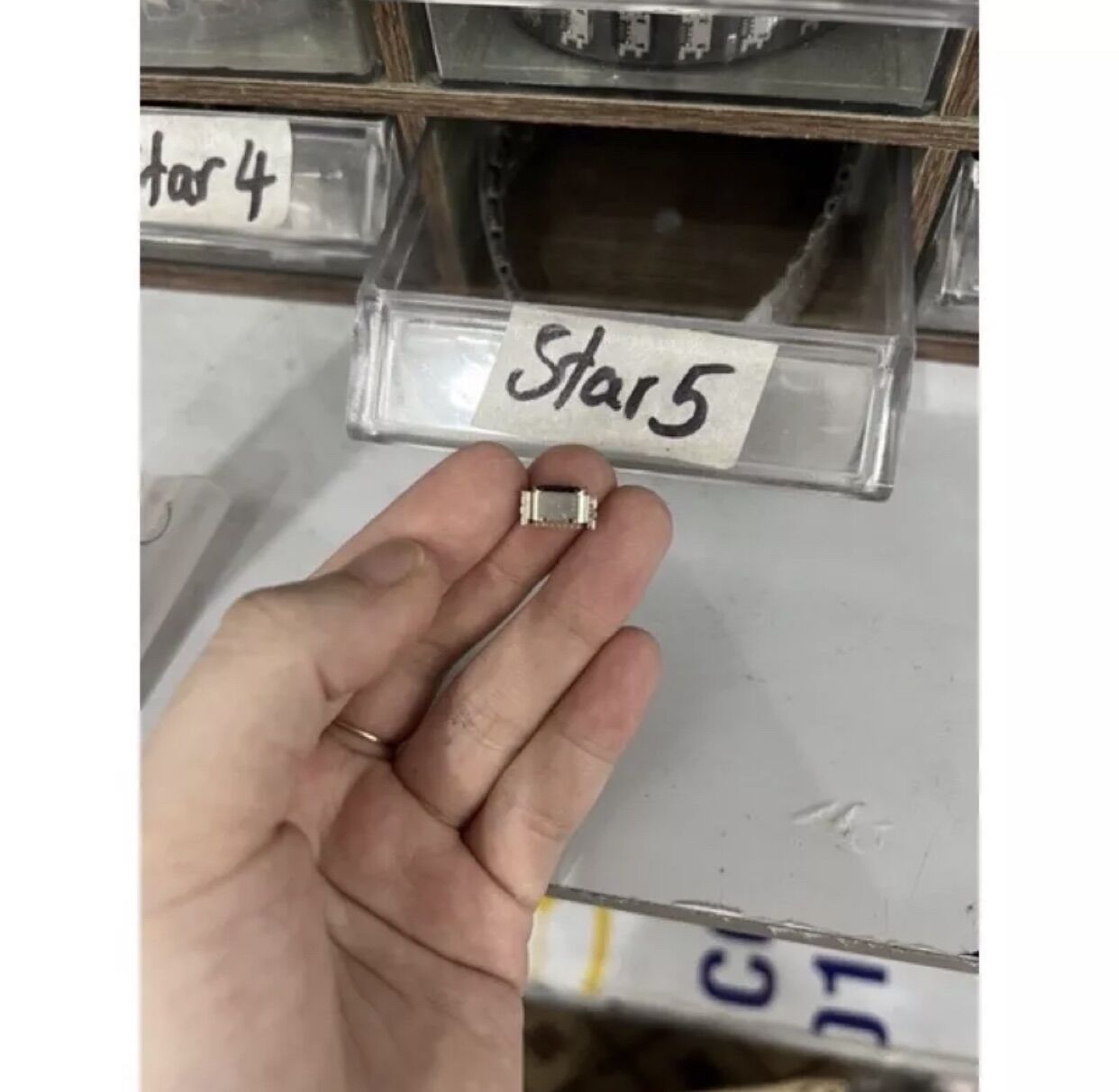 Chân sạc rời Vsmart Star 5