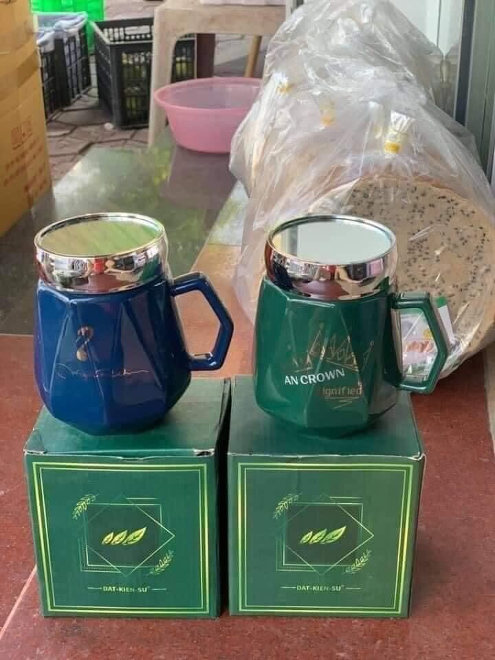Cốc sứ nắp gương , Ly sứ nắp tráng gương có tay cầm, cốc giữ nhiệt rất tốt có nắp đậy kín