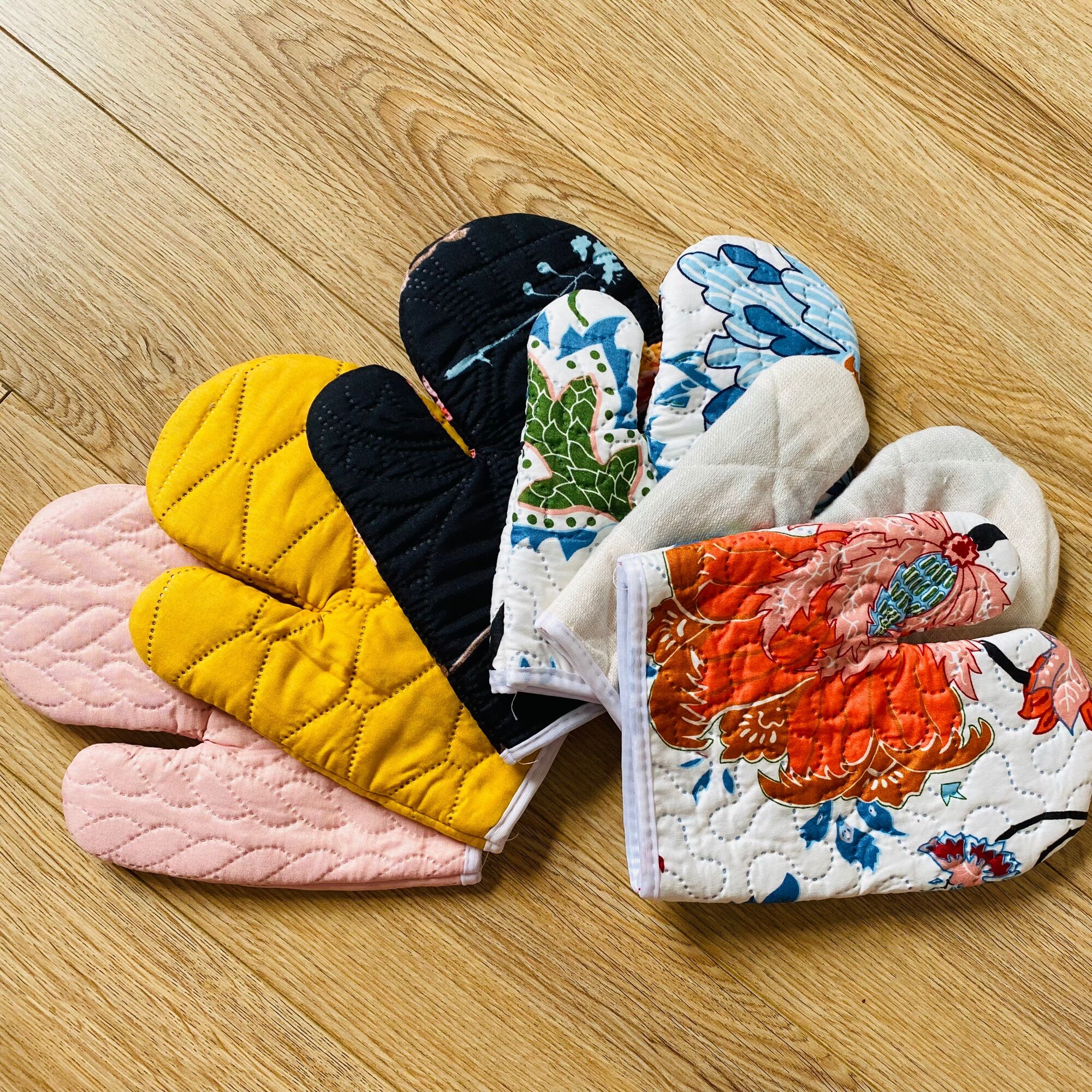 Găng tay làm bánh, găng tay bông bắc nồi/ lò nướng chống nóng dùng để làm bếp