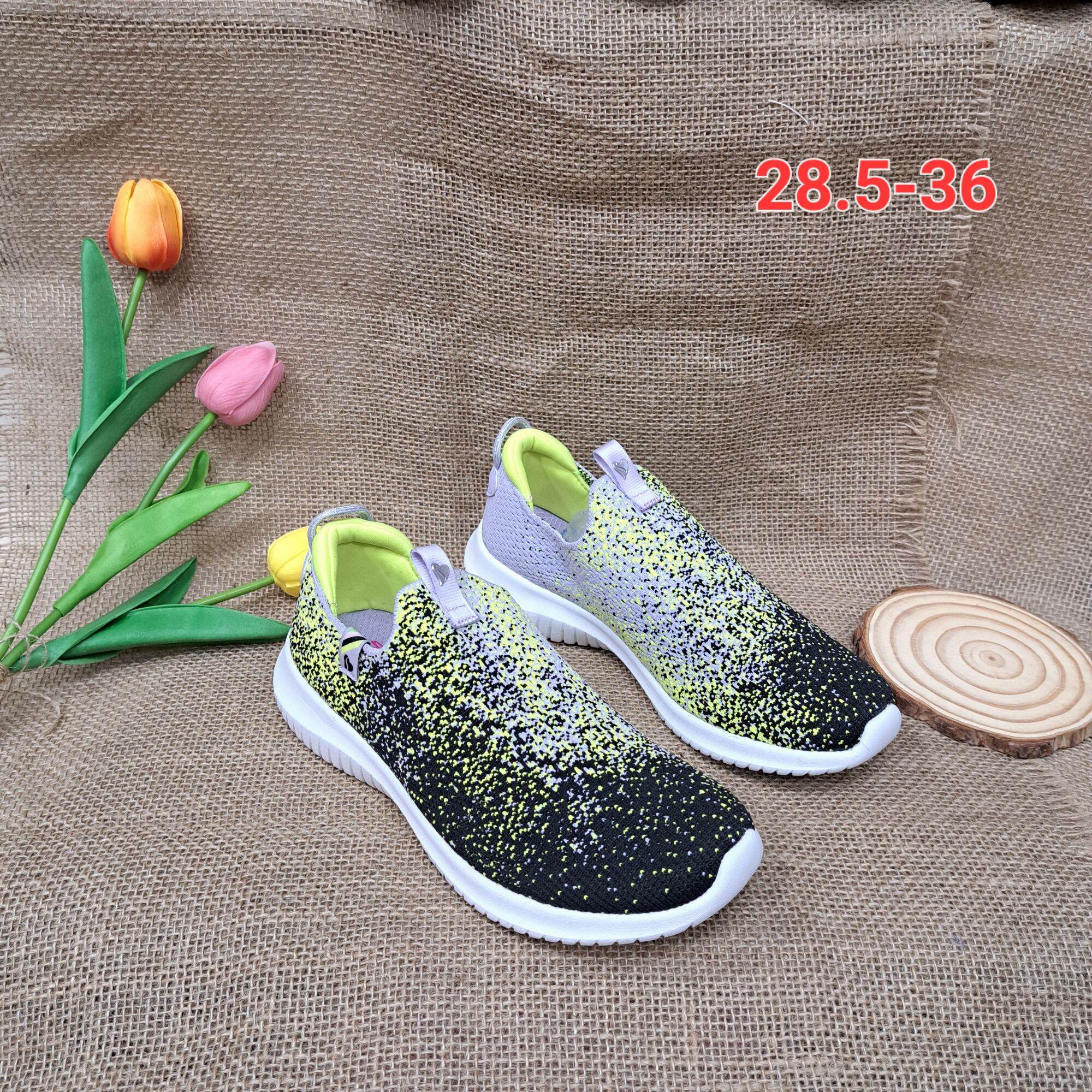 Giày lười trẻ em Skechers bé gái Sale