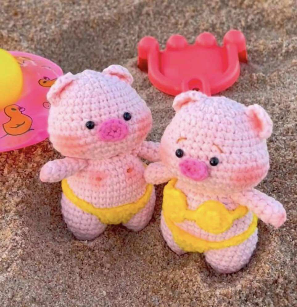 Móc khoá heo con bằng len các loại