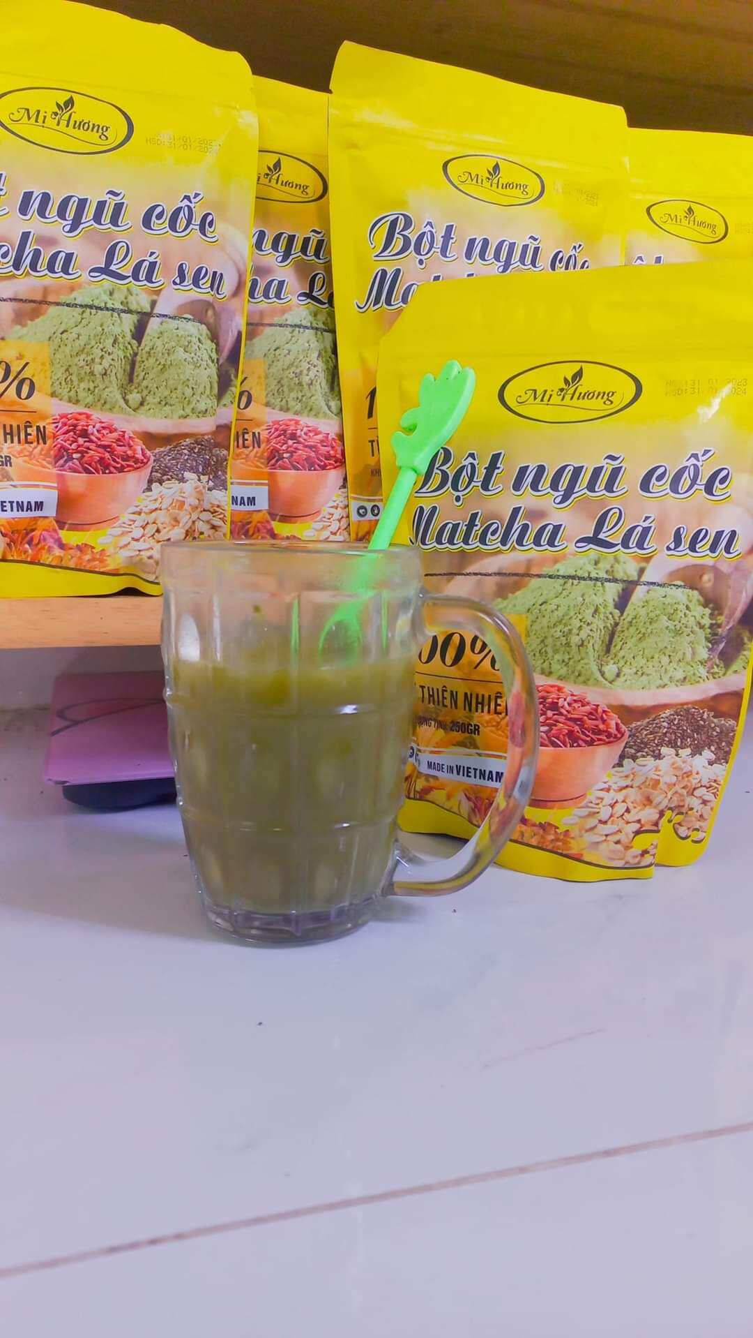 BỘT NGŨ CỐC MATCHA LÁ SEN MỊ HƯƠNG 250G