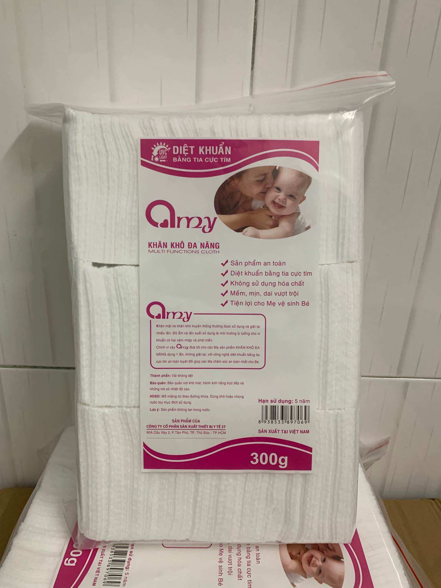 Khăn khô đa năng amy 300 tờ- hàng chuẩn công ty