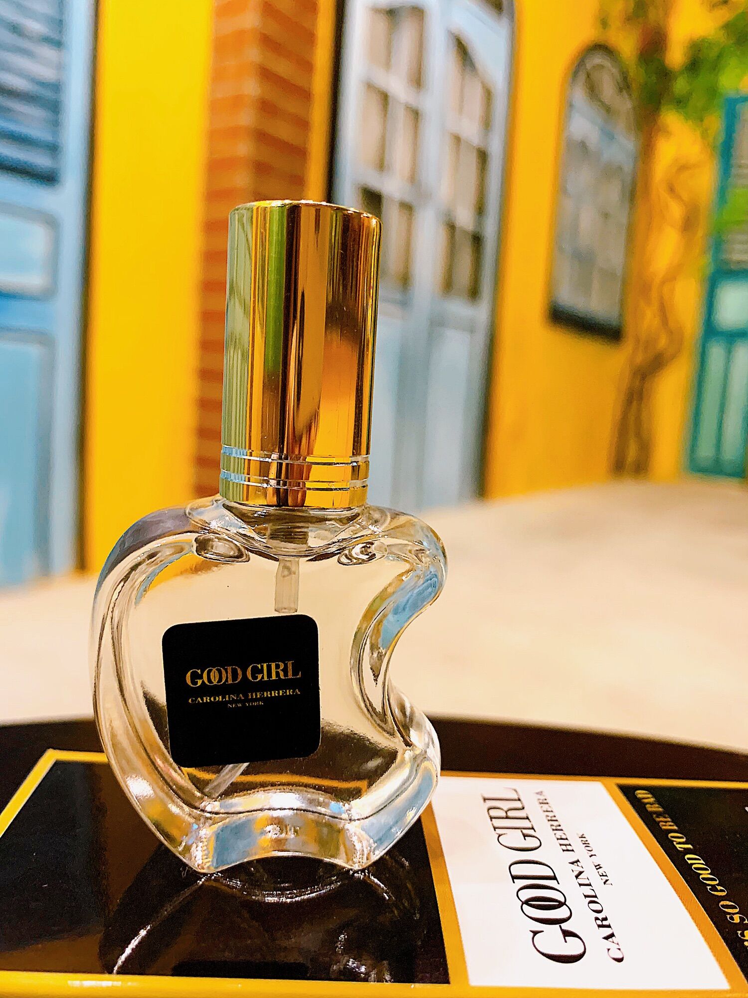 Nước Hoa Mini GOOD GIRL 20ml (Mẫu Táo)