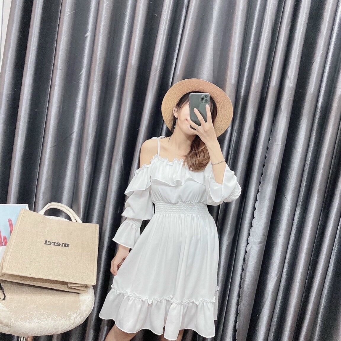 Đầm trễ vai trắng xoè BG7