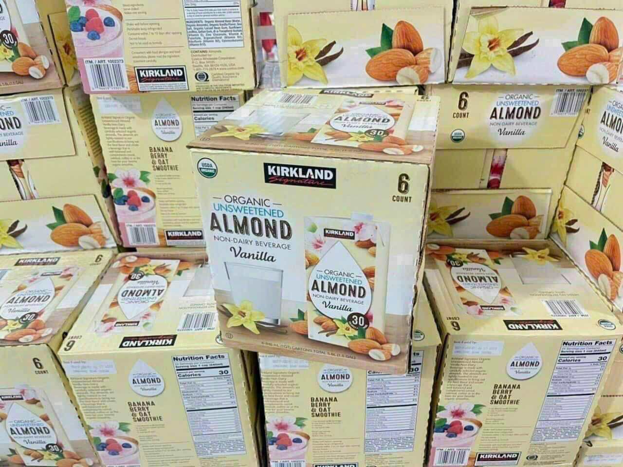 Thùng 6 hộp Sữa hạnh nhân Kirkland Signature Organic Unsweetened Almond