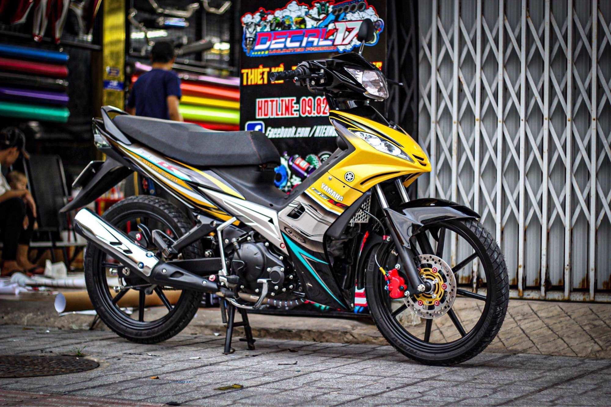 Tem exciter 2010 vàng đen đẹp