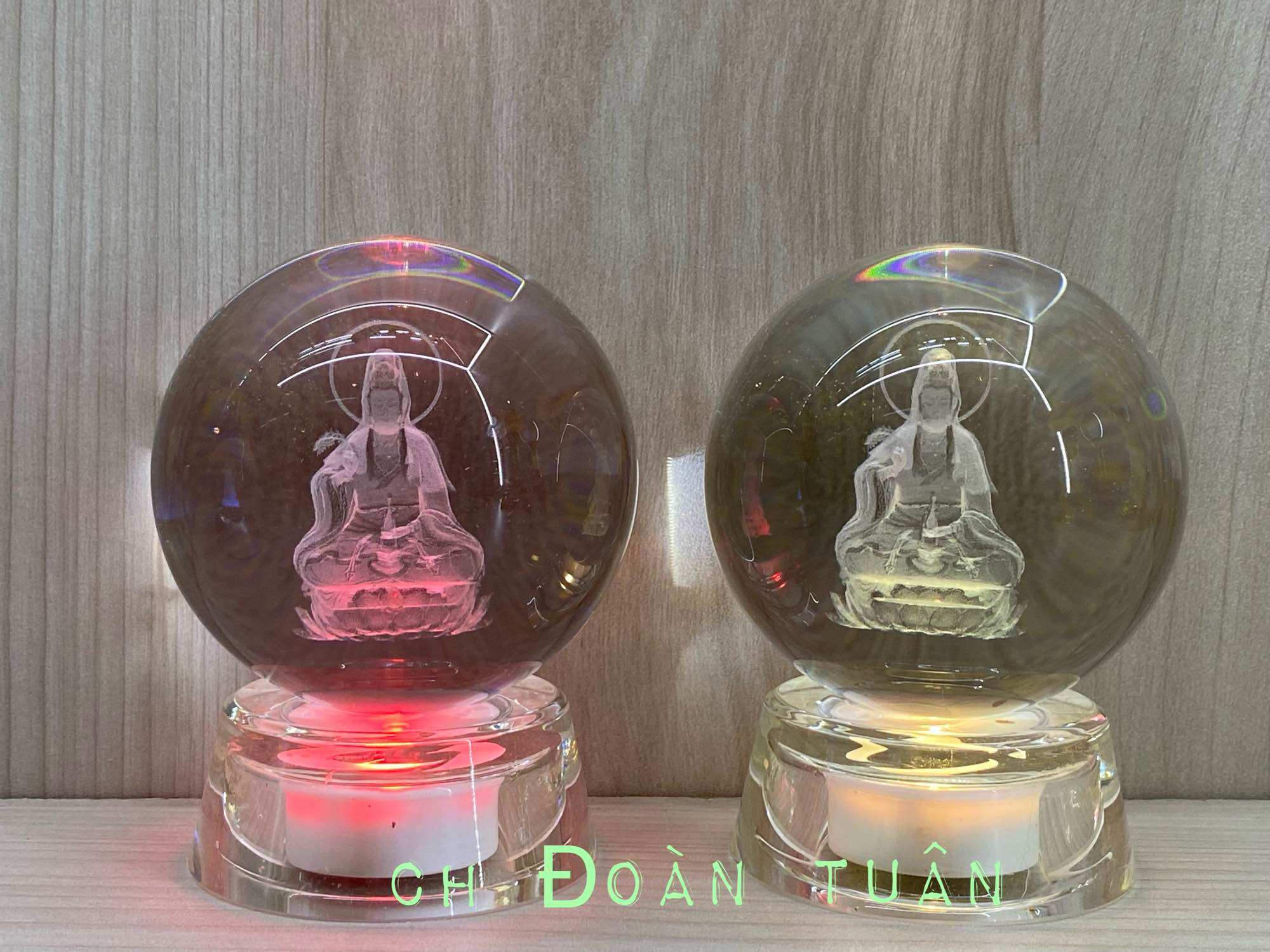 Quả cầu phong thủy 3D hình Mẹ Quan Thế Âm có đế chiếu sáng kèm dây USB