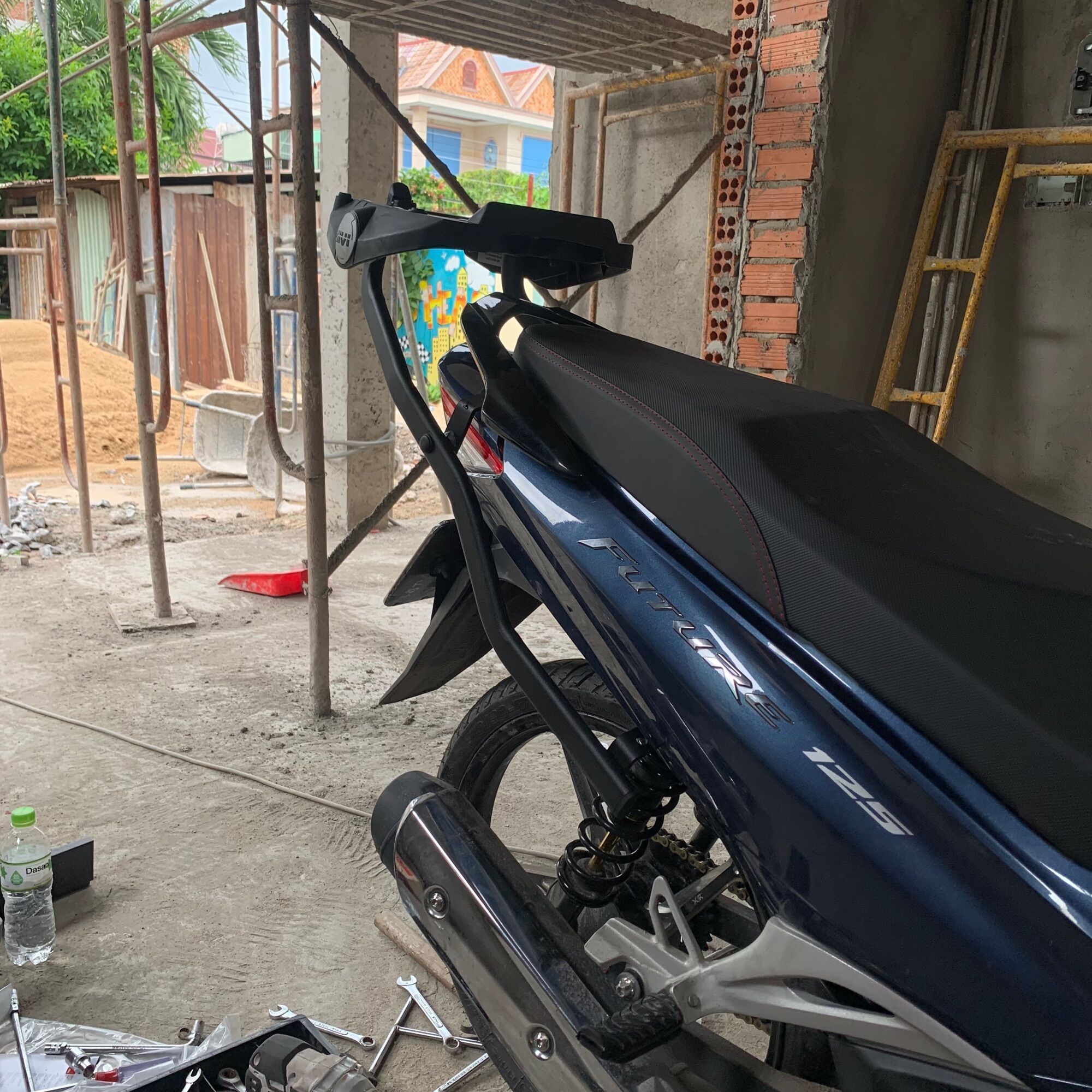 Baga Givi HRV cho xe Future Led 125, Wave 125