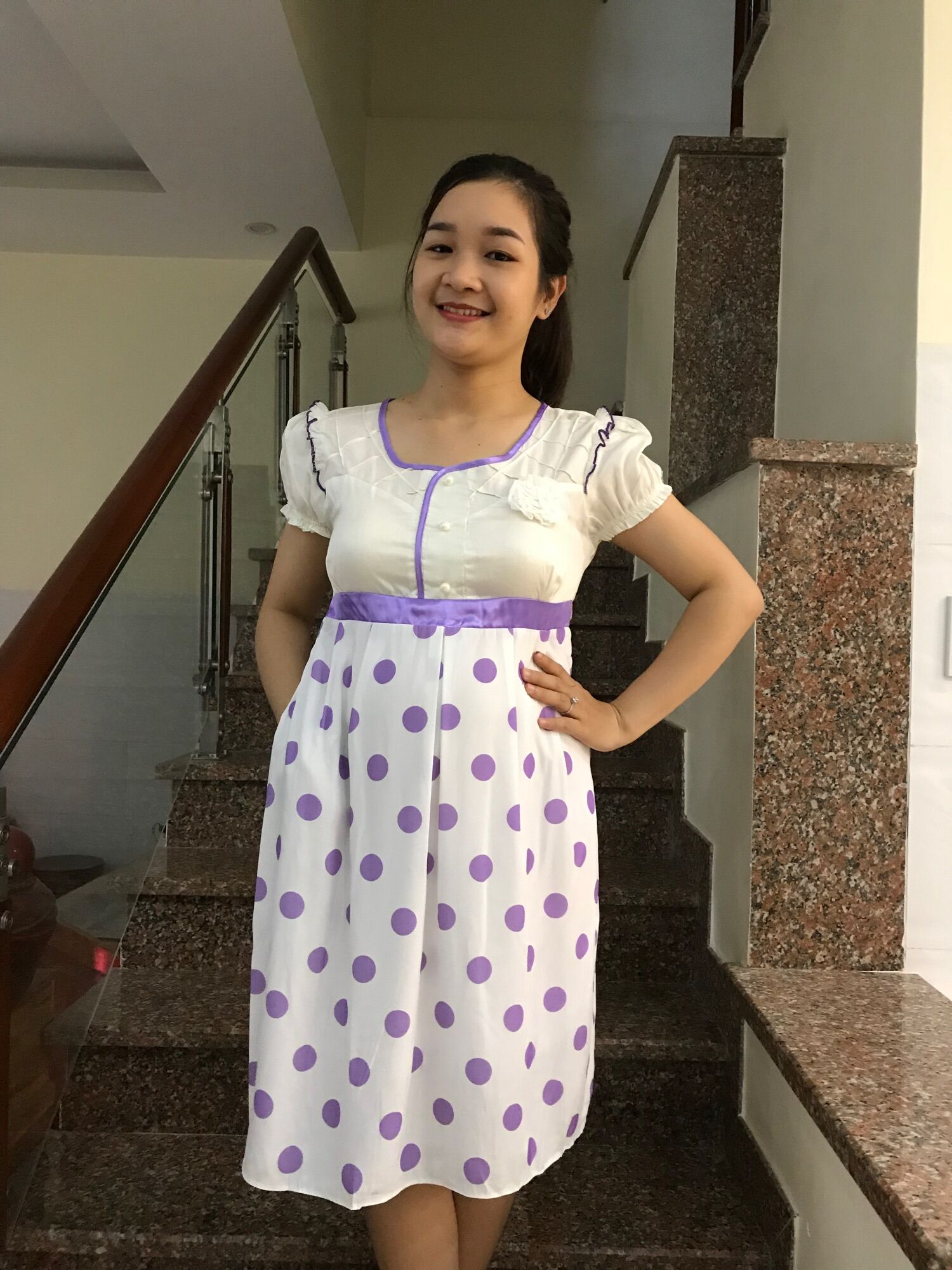 Đầm bầu chữ A chấm bi