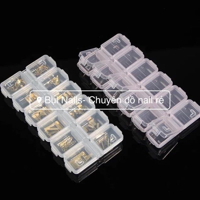 Hộp nhựa 12 ô nắp bật