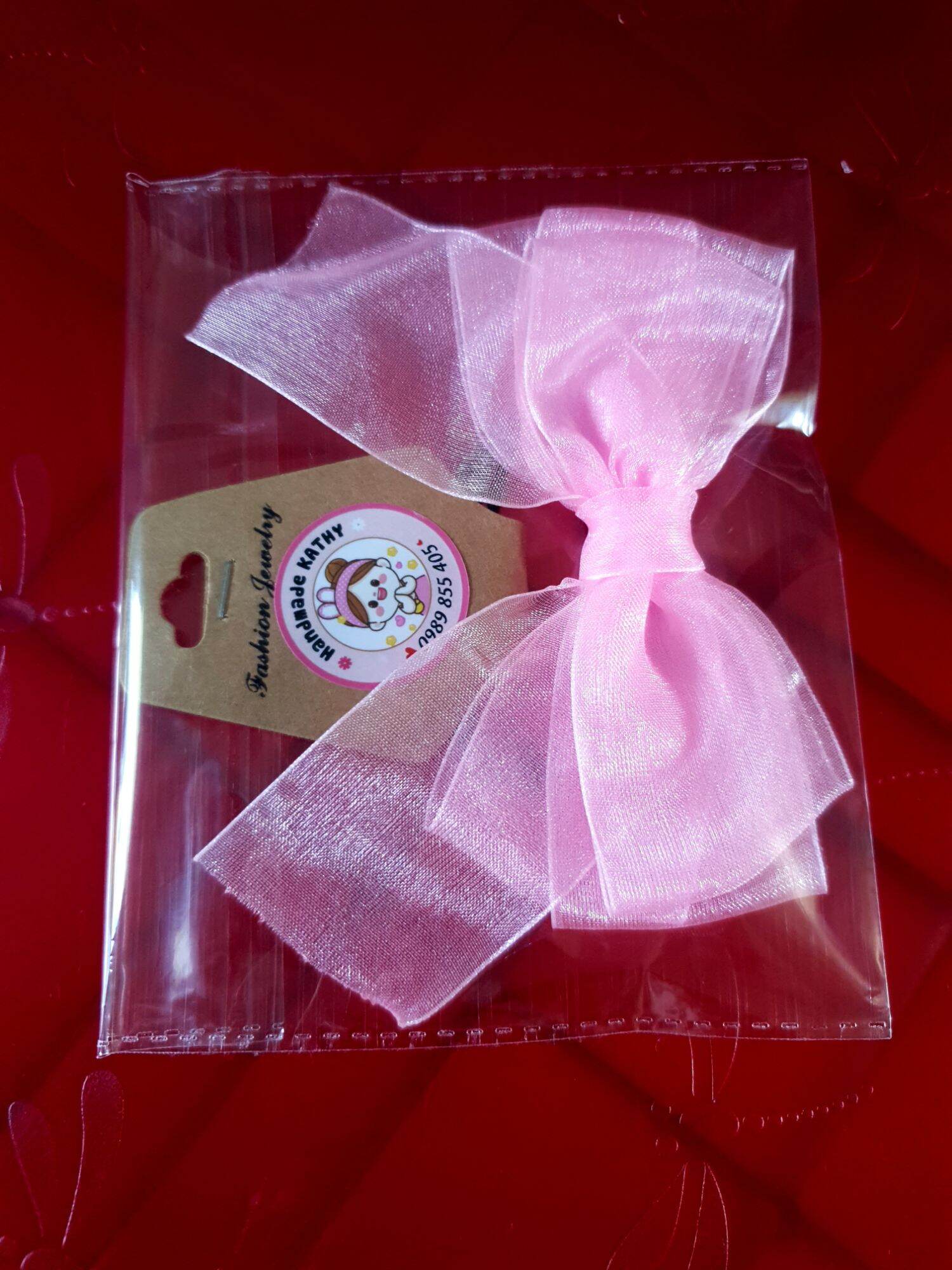 Cột tóc nơ ruy băng Handmade dễ thương cho bé.