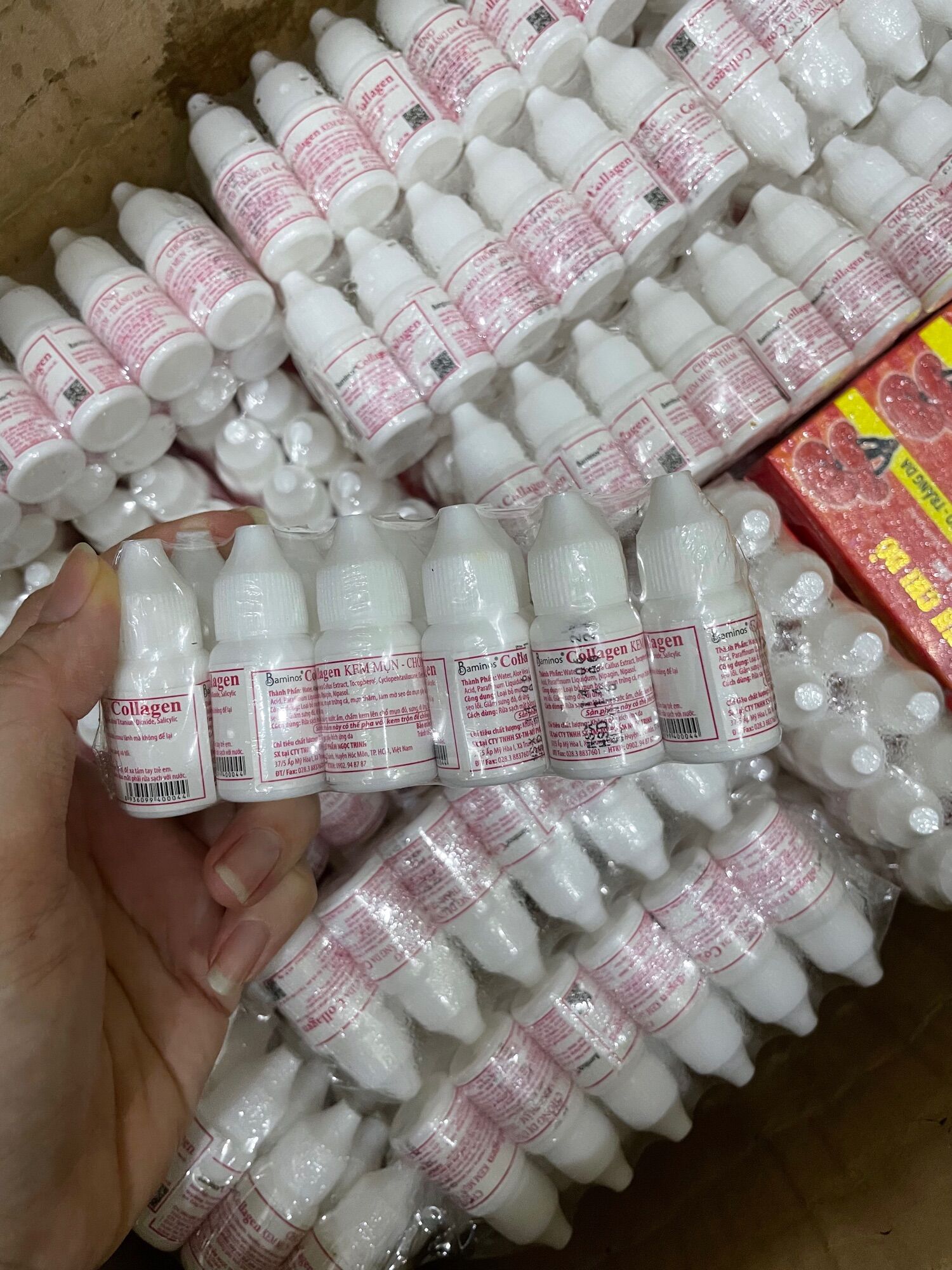 Lốc 12 chai chấm mụn Collagen