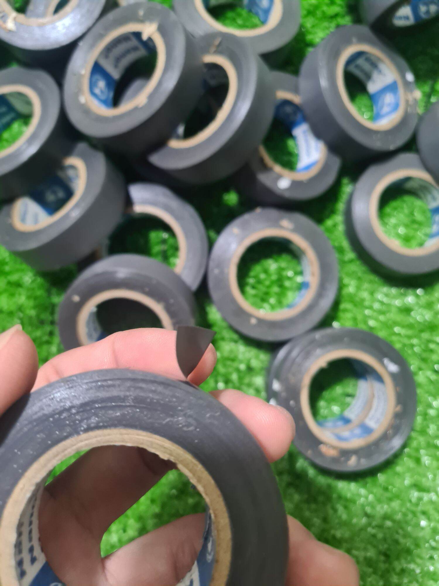 Băng keo quấn dây điện 1 cuộn nhỏ