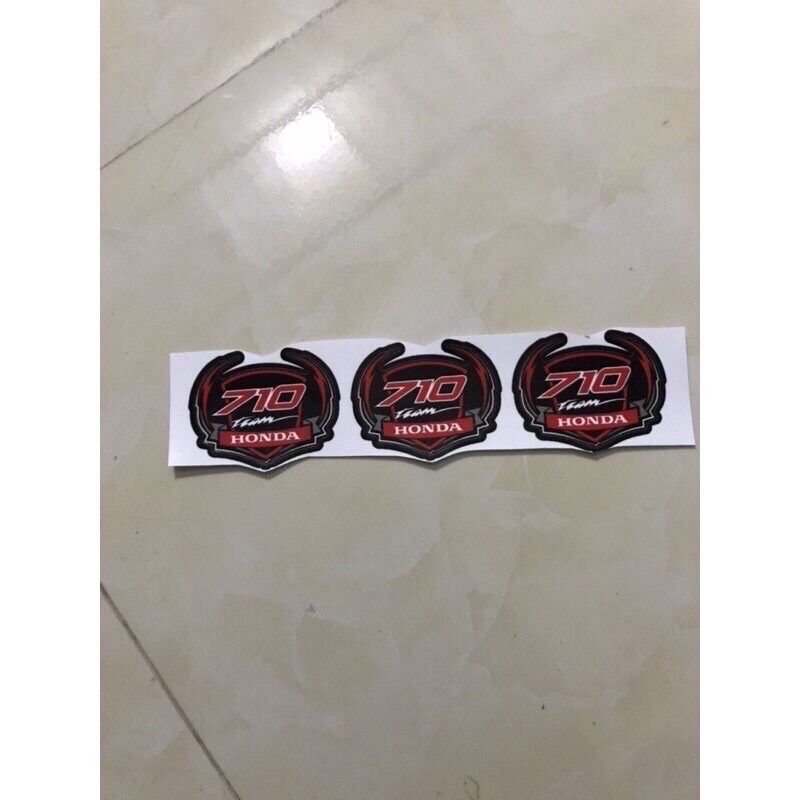 1 Tem Logo 710 Tem
