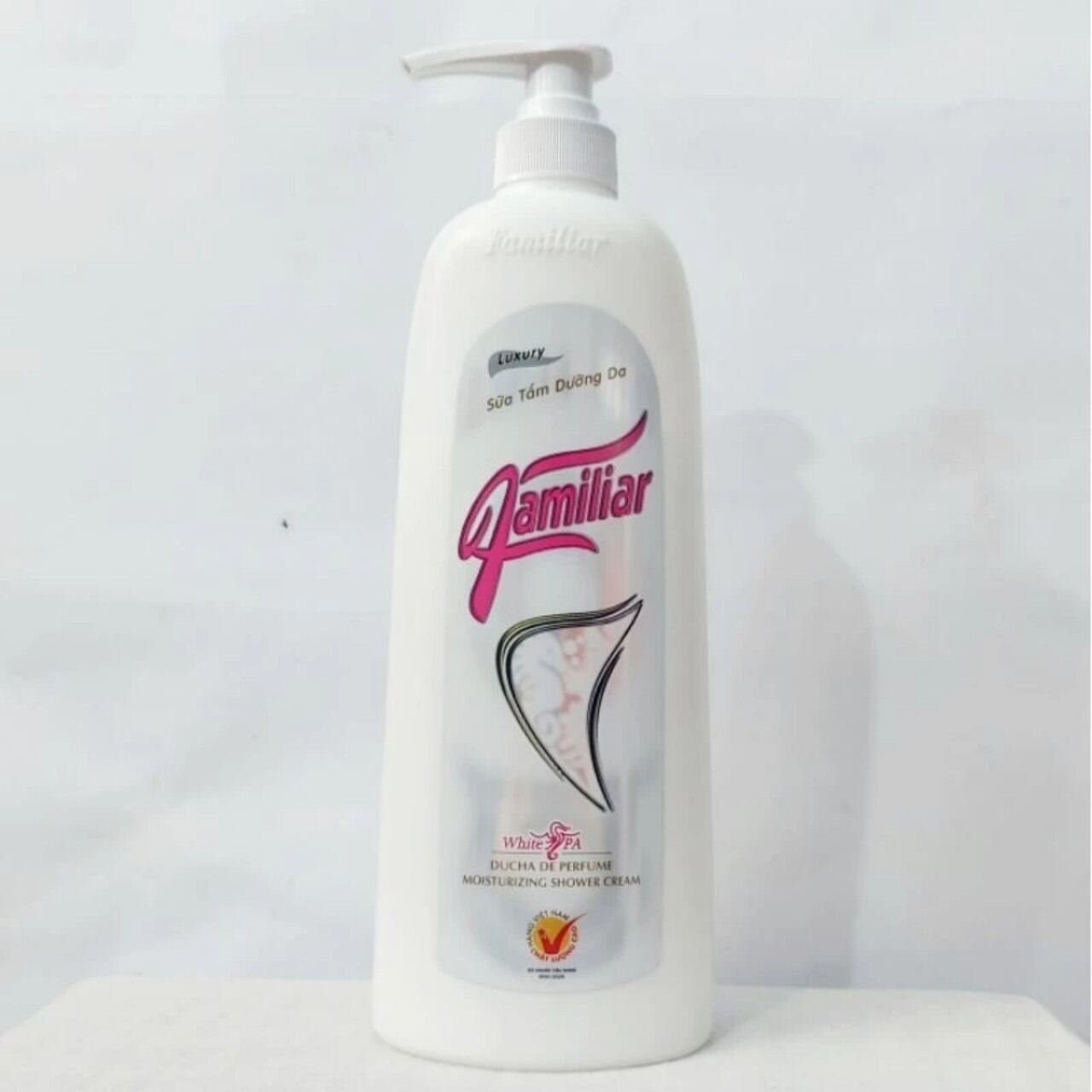 Sữa Tắm familiar luxury 900ml