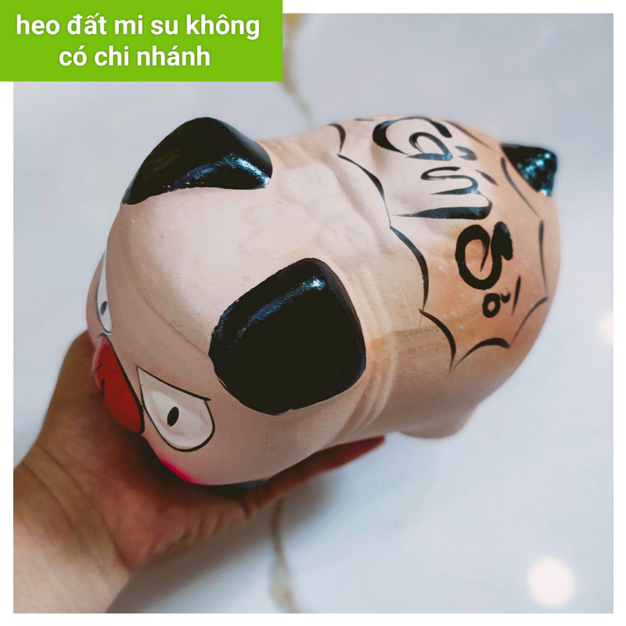 HEO ĐẤT TIẾT KIỆM HÌNH HEO CÓ CHỮ CẤM SỜ (NGANG 12 CM DÀI 18 CM)
