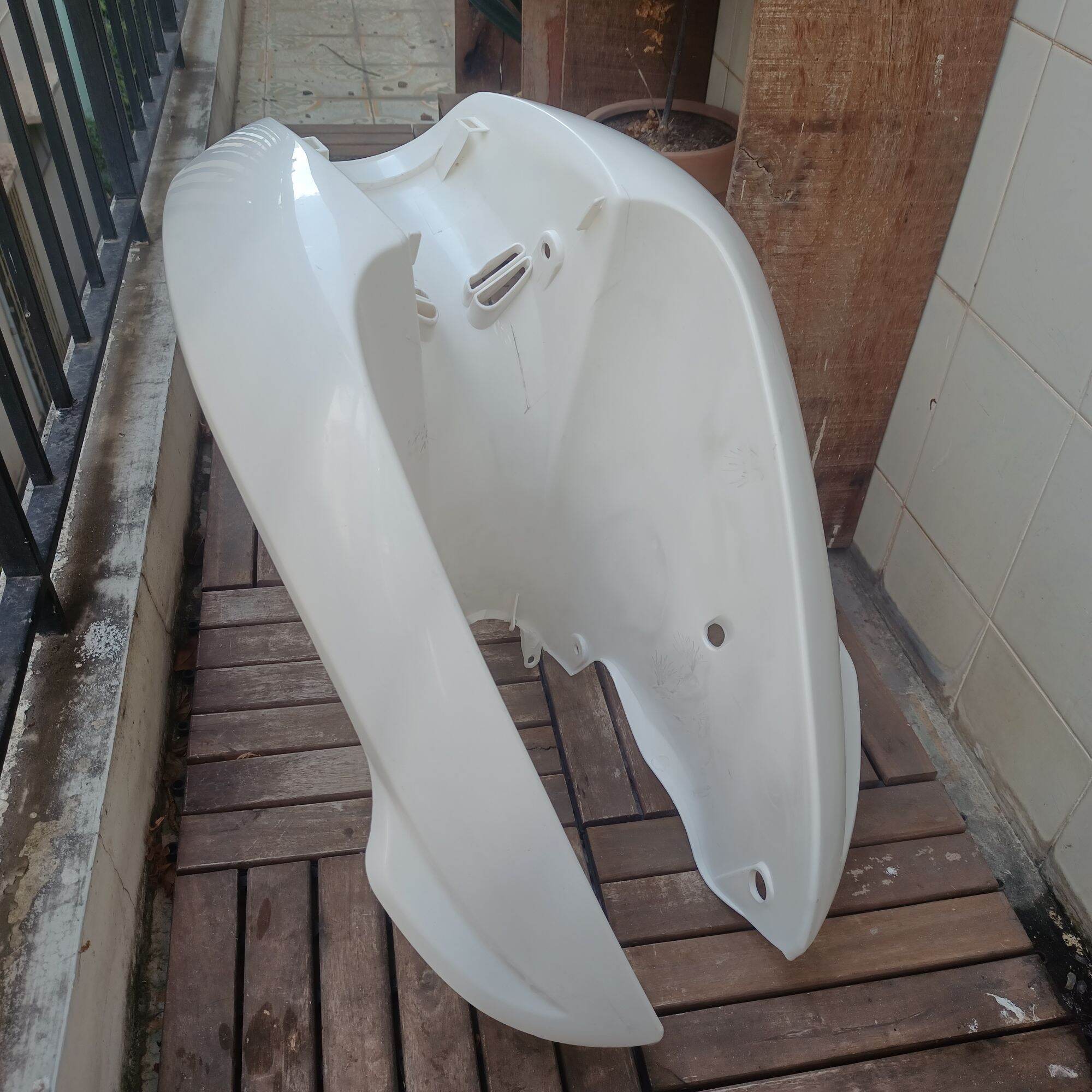 Bửng (yếm) xe cub đời mới đèn tròn halim, cub 81 mới