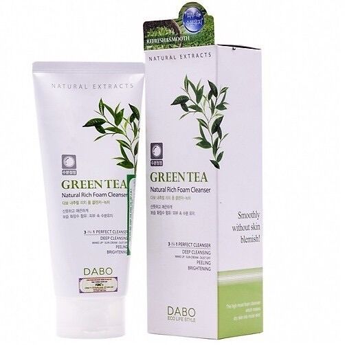 Sữa rửa mặt trà xanh ngừa mụn bọc mụn cám, loại bỏ mụn đầu đen, sạch nhờn Green Tea Dabo Hàn quốc 180ml