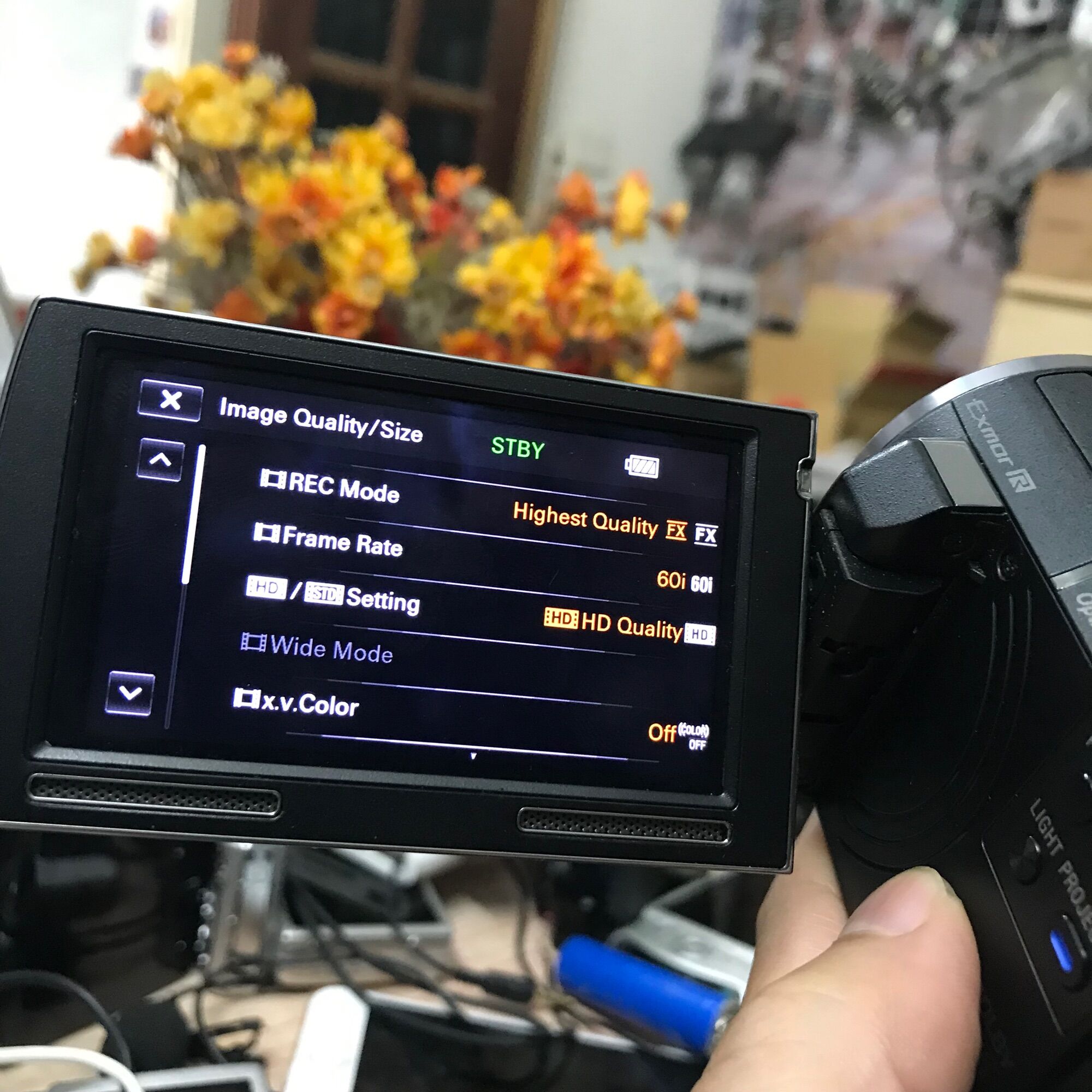 Sony HDR-PJ590 máy quay cao cấp