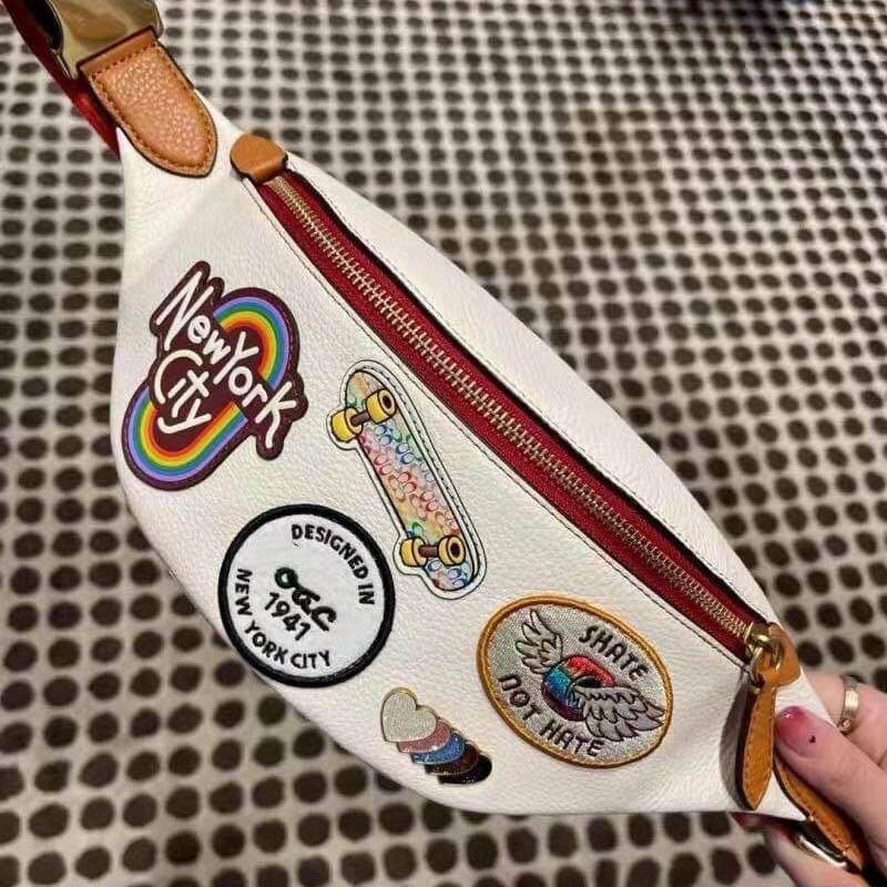 C0ach charter belt bag**siêu xinh