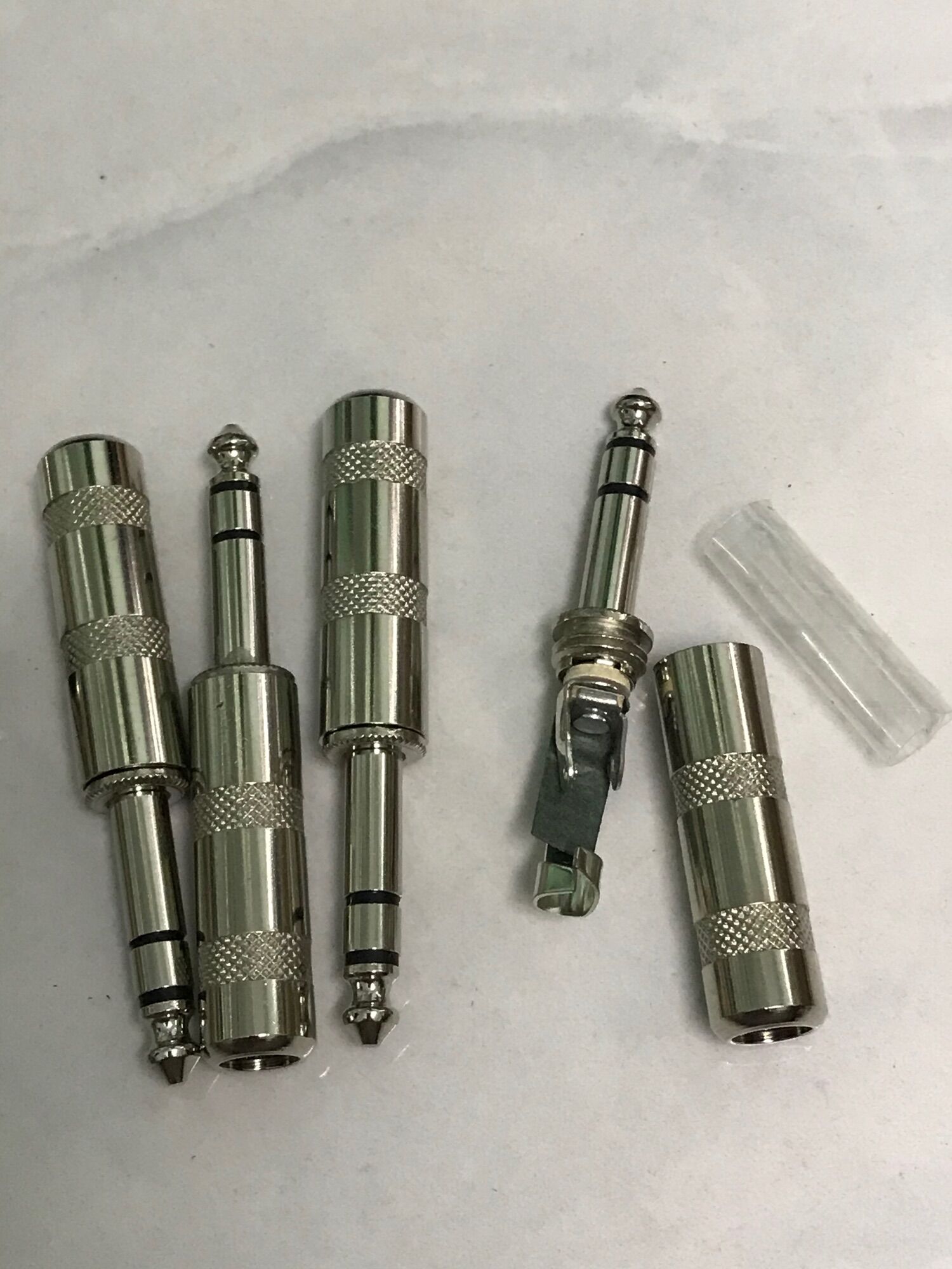 Rắc 6 ly stereo inox