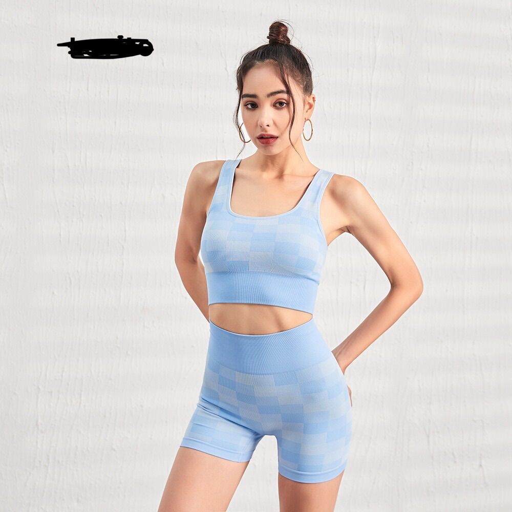 Set tập áo và quần short ombre