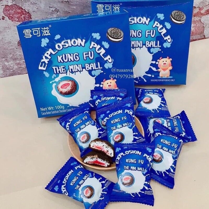 Bánh oreo socola nhân phủ dâu tây hộp 100gr