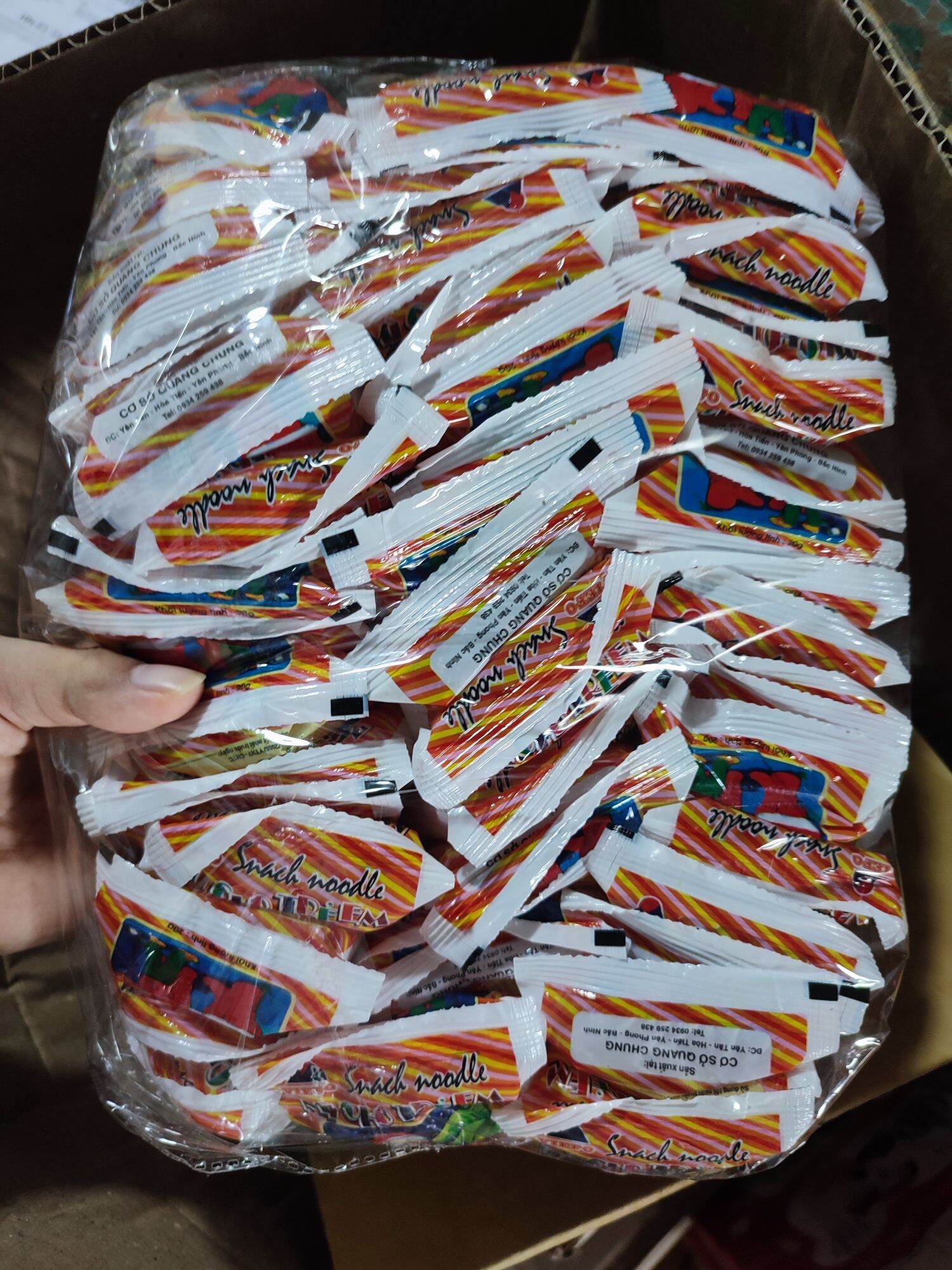 50 gói mỳ tôm trẻ em