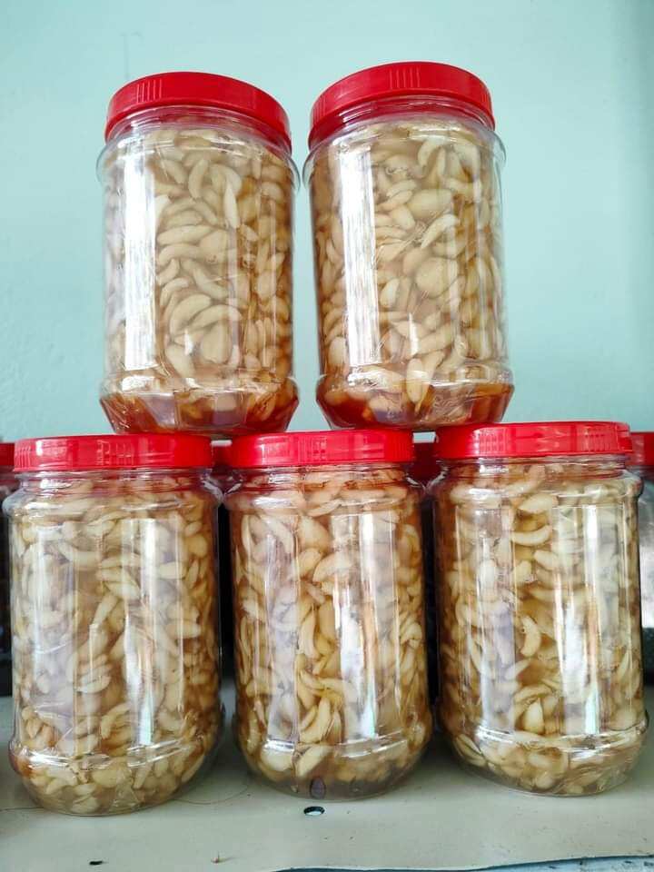 Tỏi Lý Sơn Quảng Ngãi tép nhỏ ngâm mật ong. Hoàn toàn tự nhiên - Hủ 500g