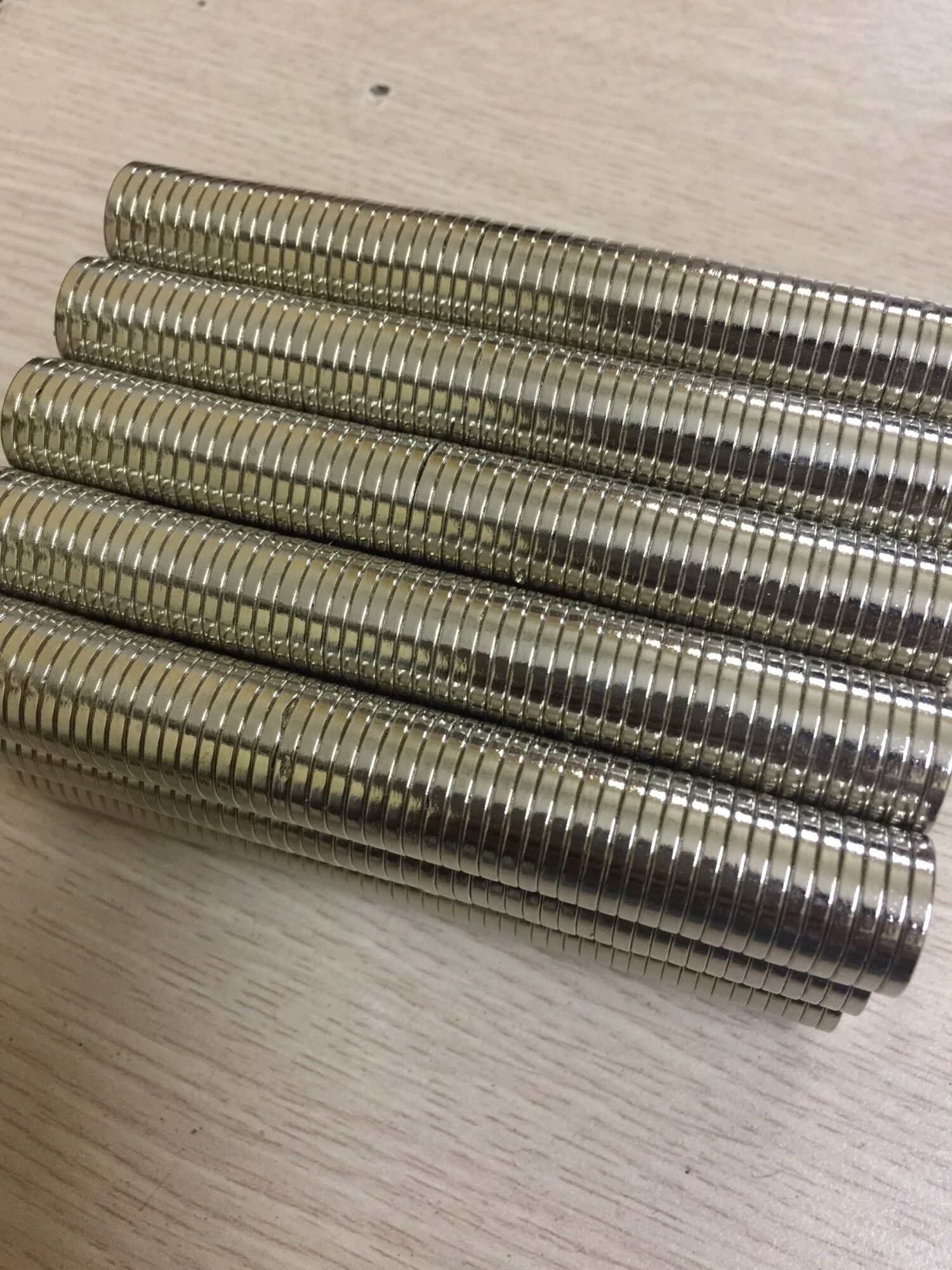 Nam châm Viên 15x2mm ( set 10 Viên)