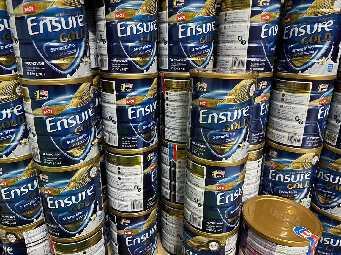 Sữa bột Ensure Gold hương vani 850gr (mẫu mới)